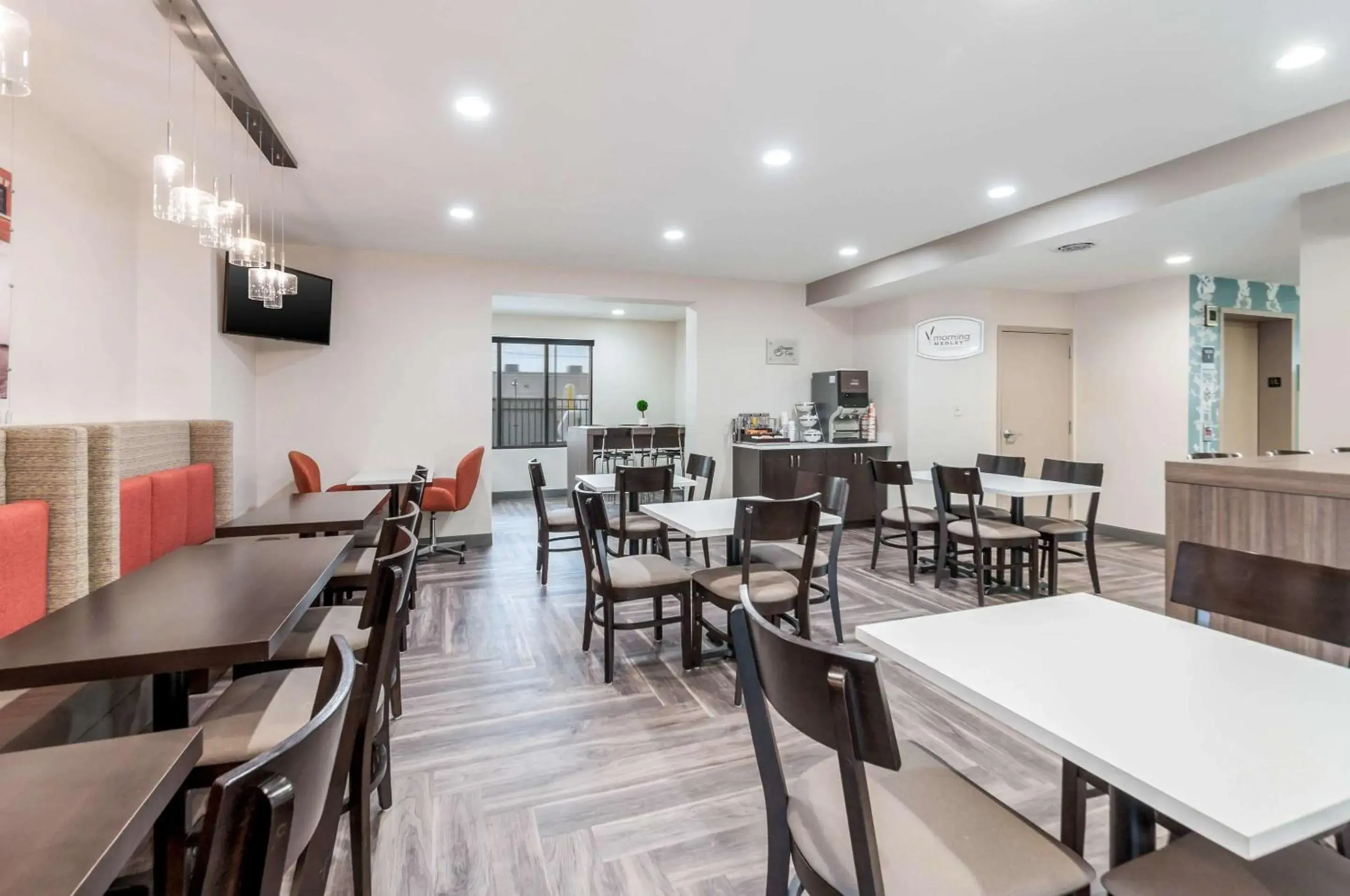 Breakfast in Sleep Inn & Suites Rehoboth Beach Breakfast in Sleep Inn & Suites Rehoboth Beach