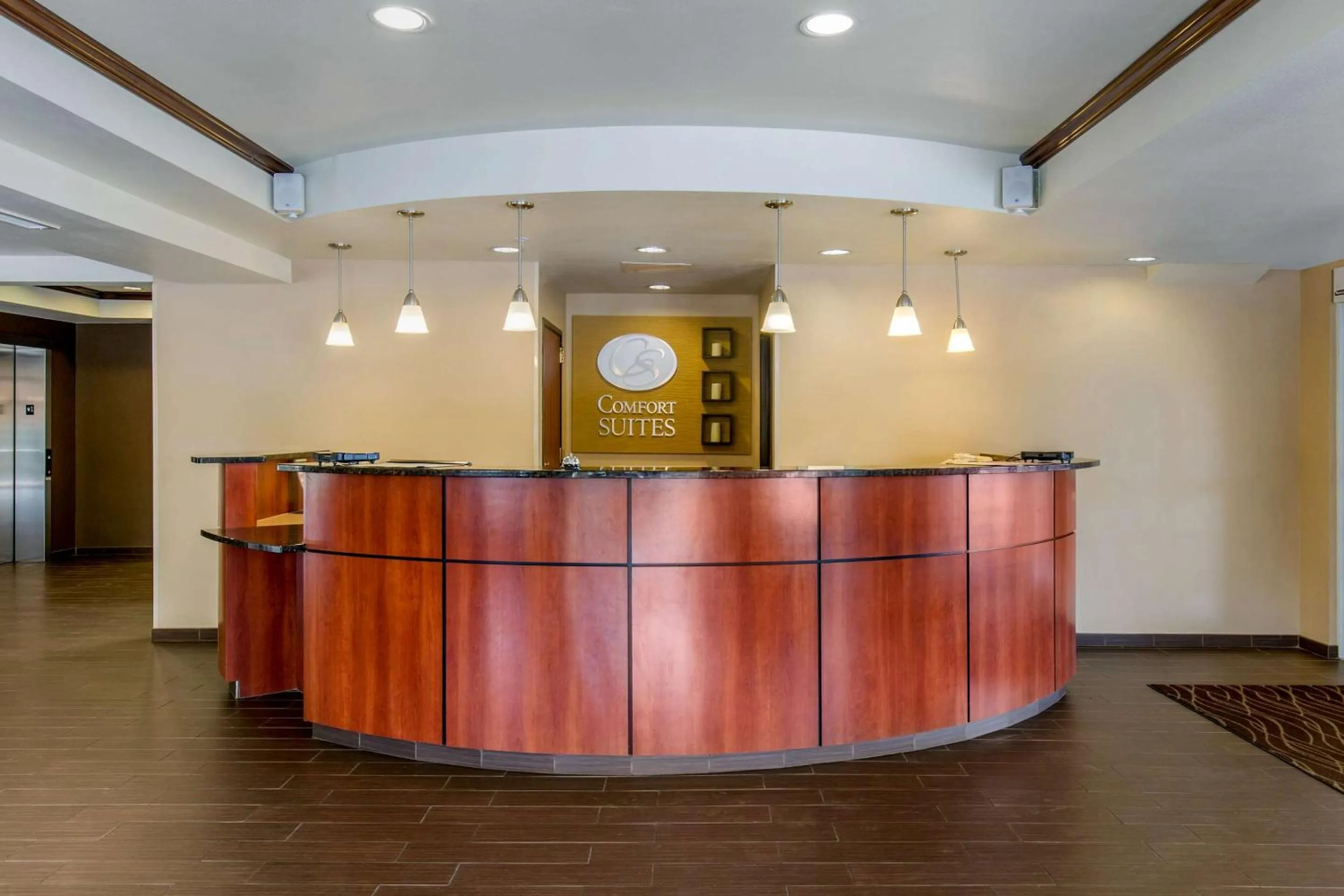 Lobby or reception in Comfort Suites Seaford
