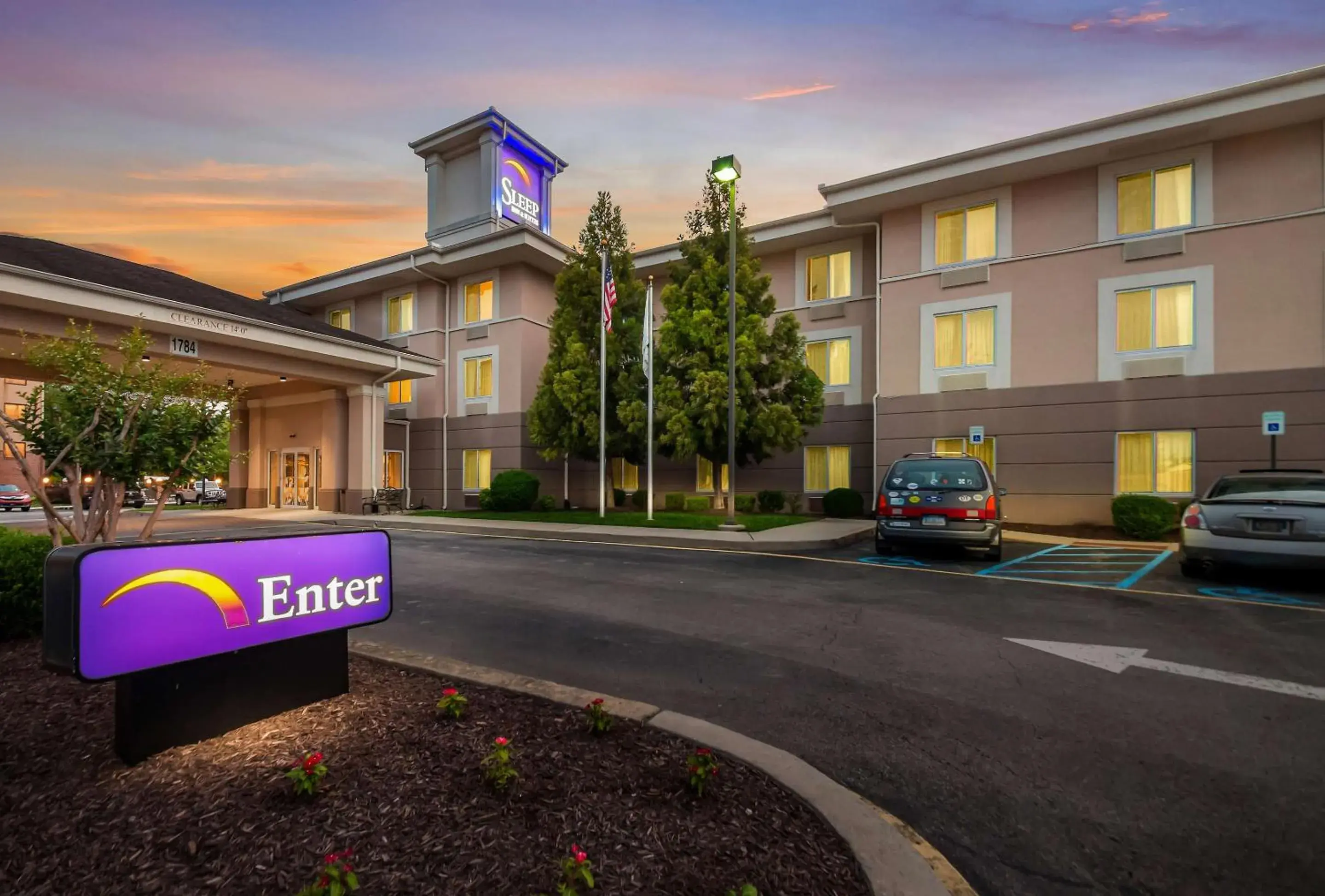 Property building in Sleep Inn & Suites Dover University Area Property building in Sleep Inn & Suites Dover University Area