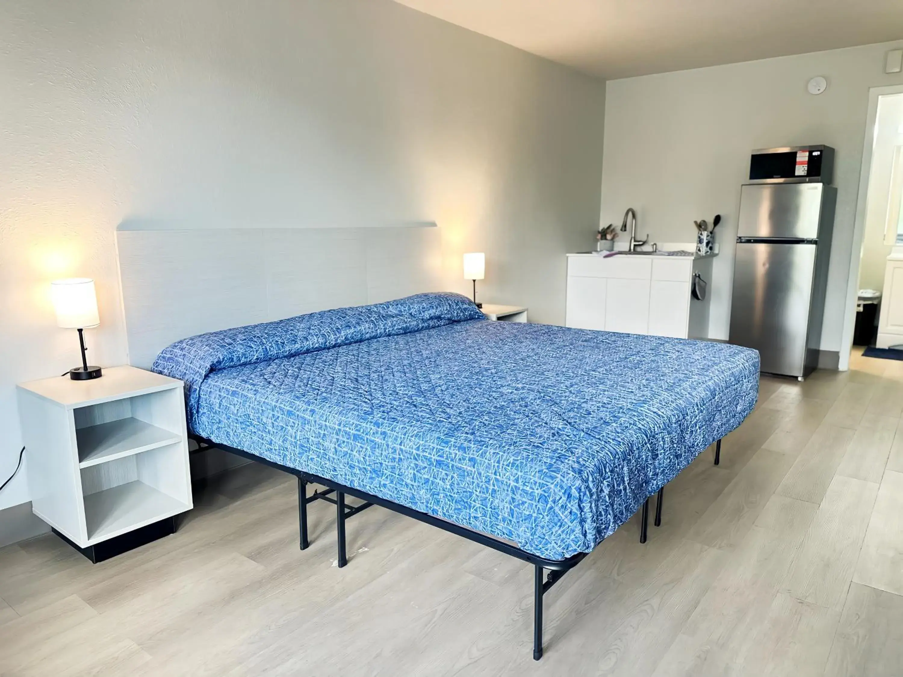 Bed in Stayable Lakeland Bed in Stayable Lakeland