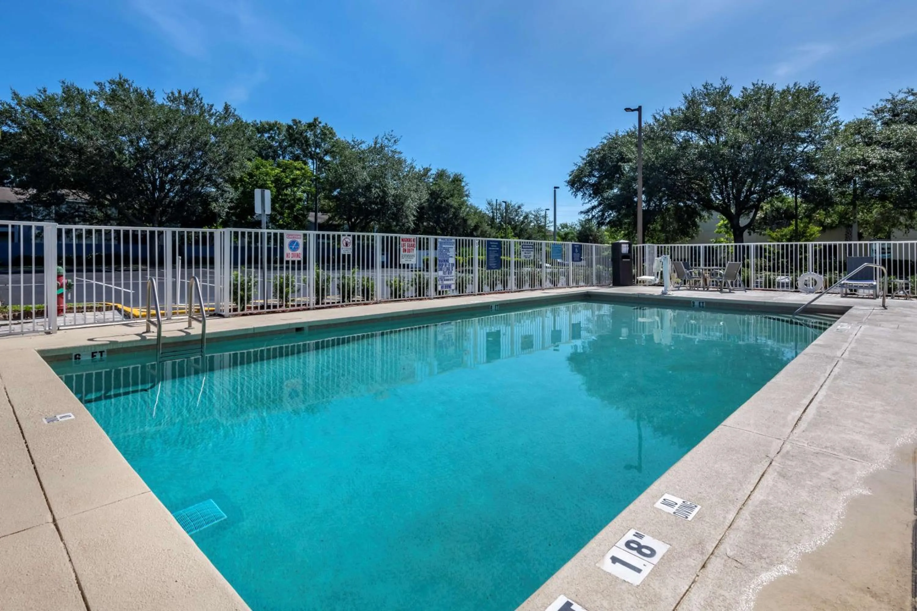 Pool view in Best Western Plus Orlando East - UCF Area