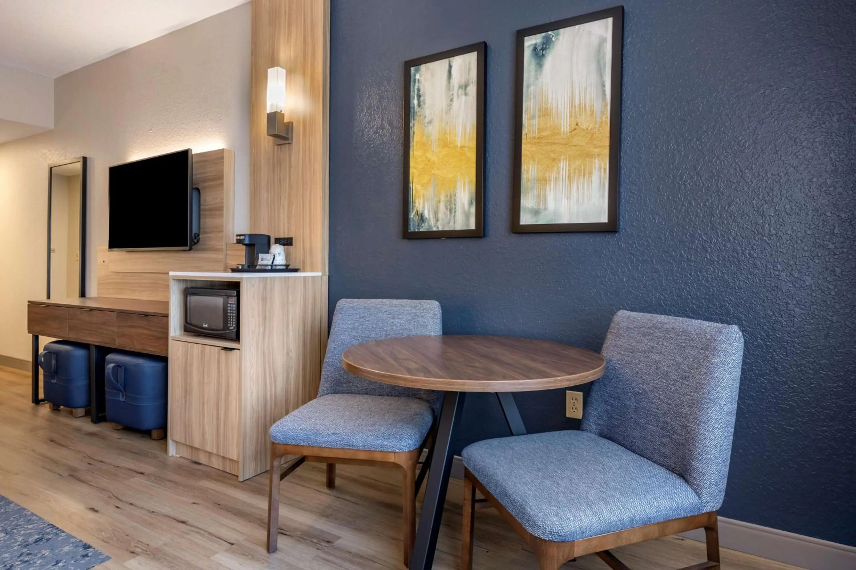 Bedroom in Best Western Plus Orlando East - UCF Area