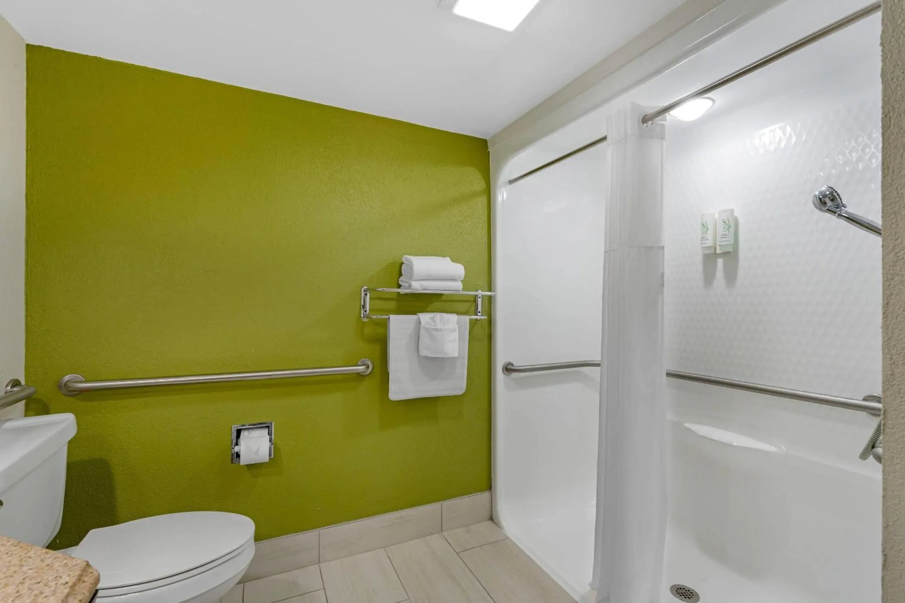 Bedroom in Sleep Inn near Busch Gardens - USF Bedroom in Sleep Inn near Busch Gardens - USF