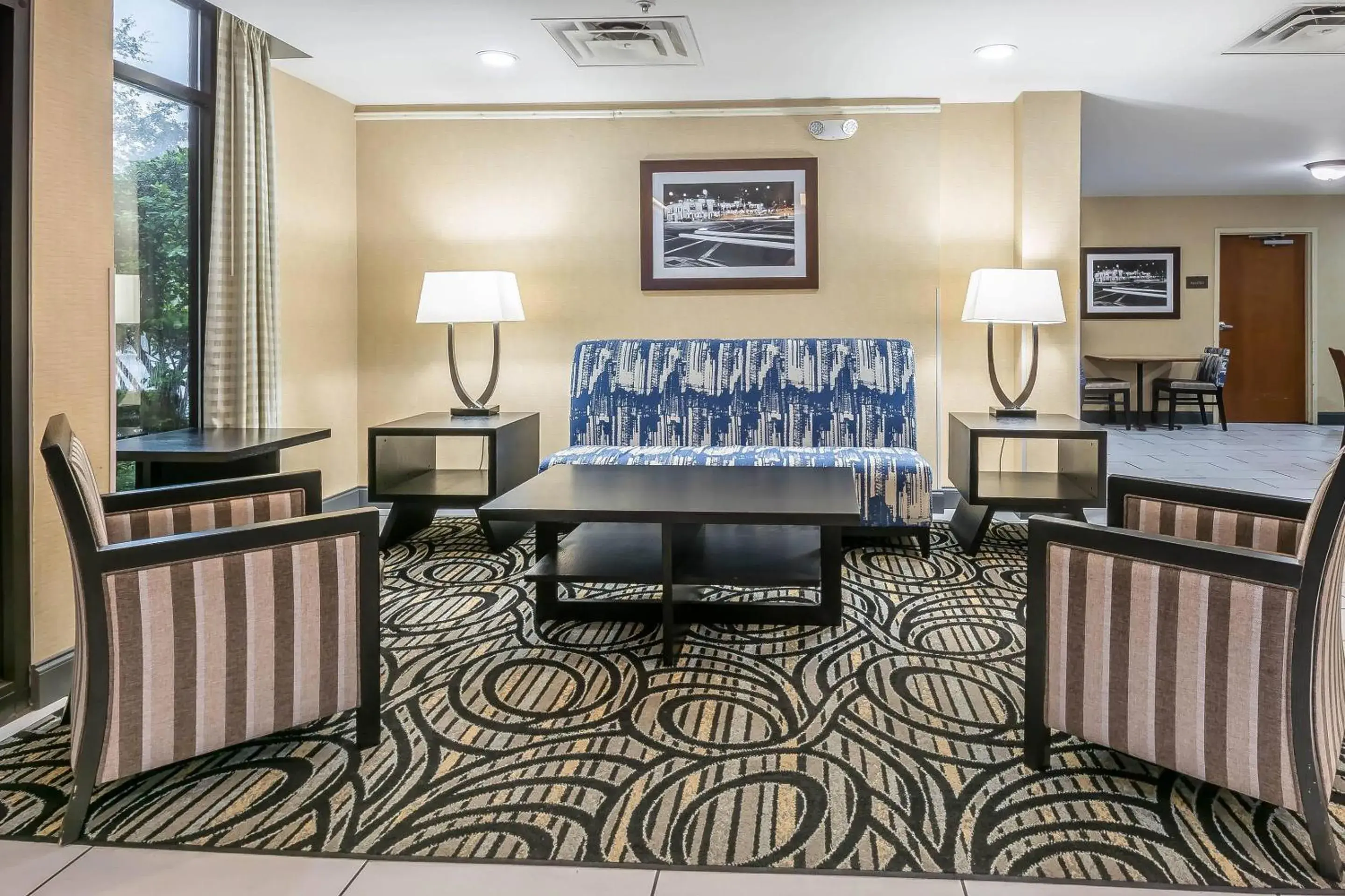 Lobby or reception in Comfort Inn University Lobby or reception in Comfort Inn University