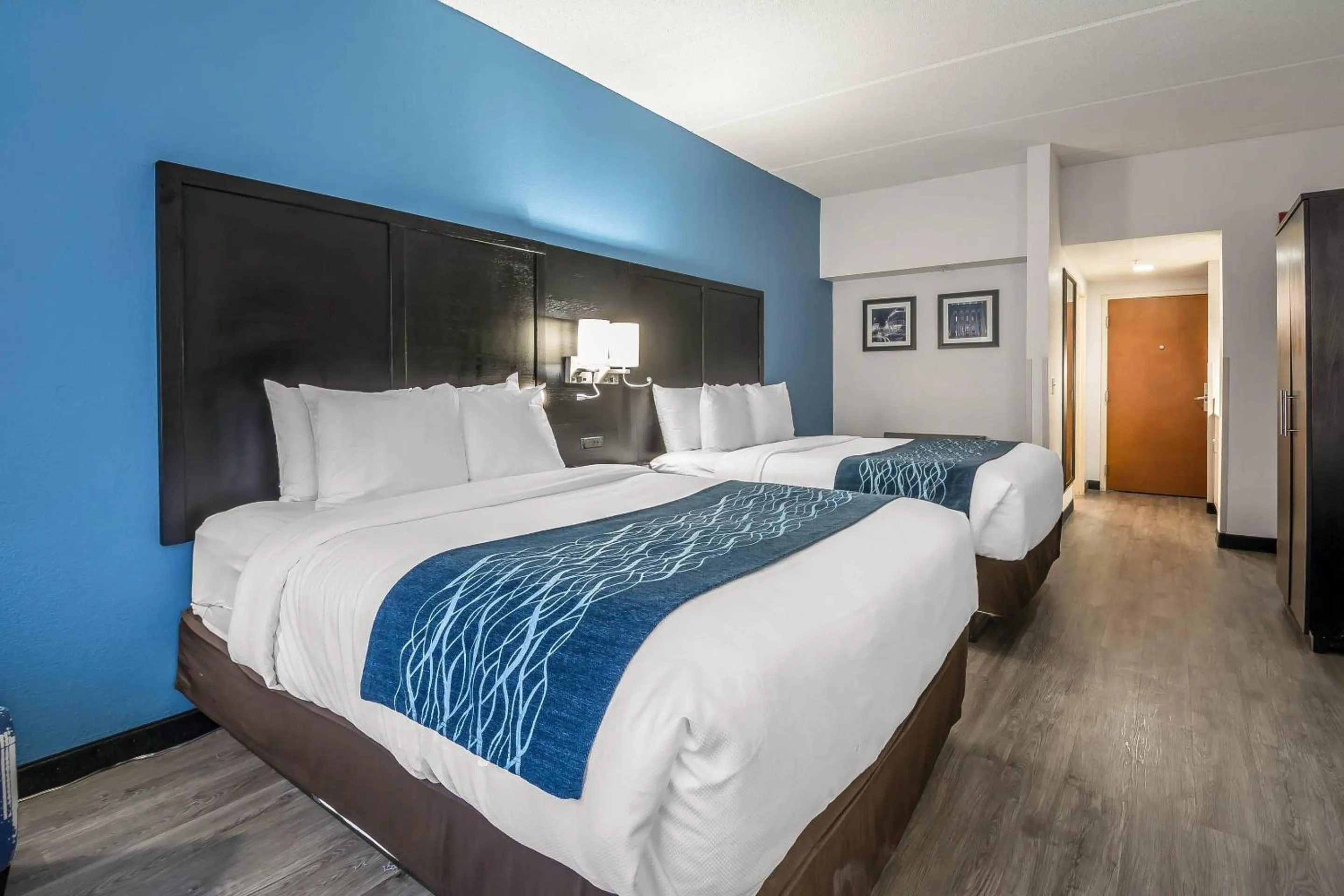 Bedroom, Bed in Comfort Inn University