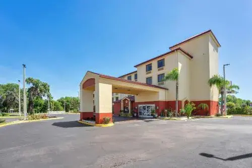 Wingate by Wyndham Leesburg Florida Wingate by Wyndham Leesburg Florida