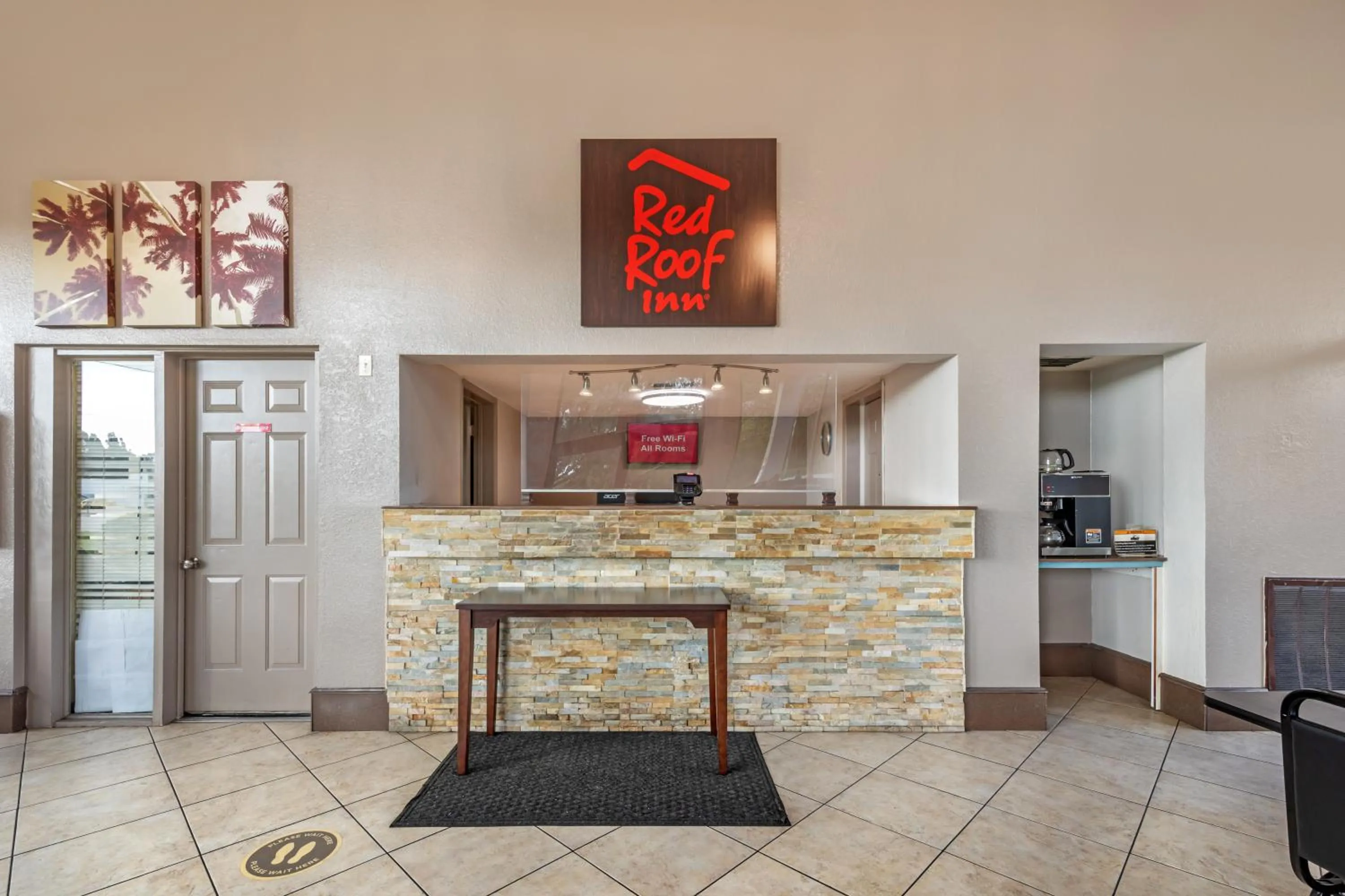 Lobby or reception in Red Roof Inn Ft Pierce