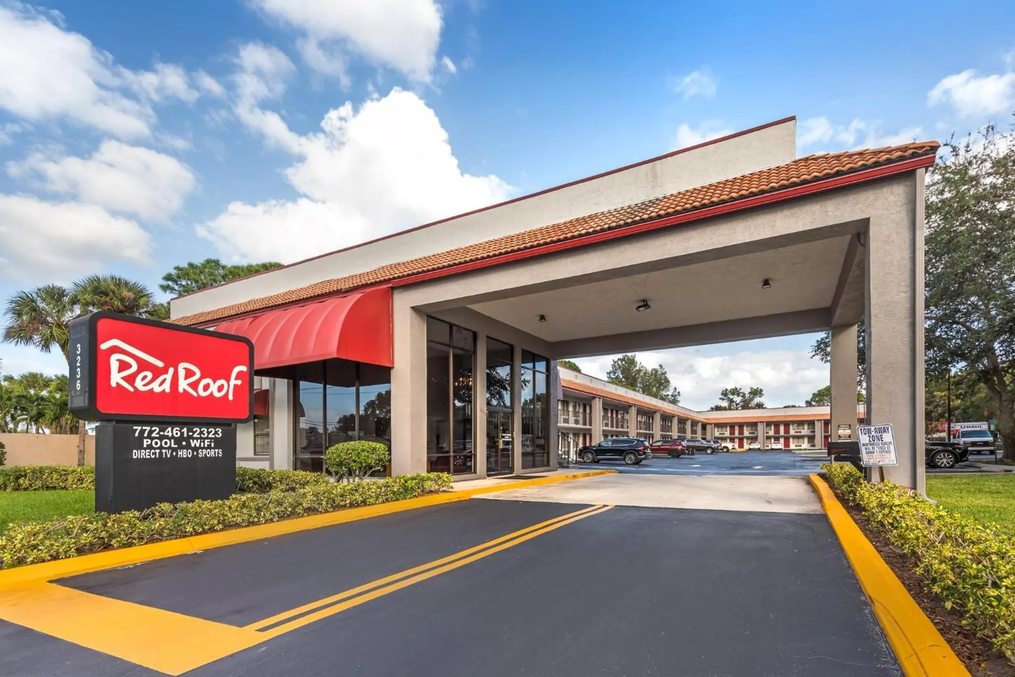 Property building in Red Roof Inn Ft Pierce
