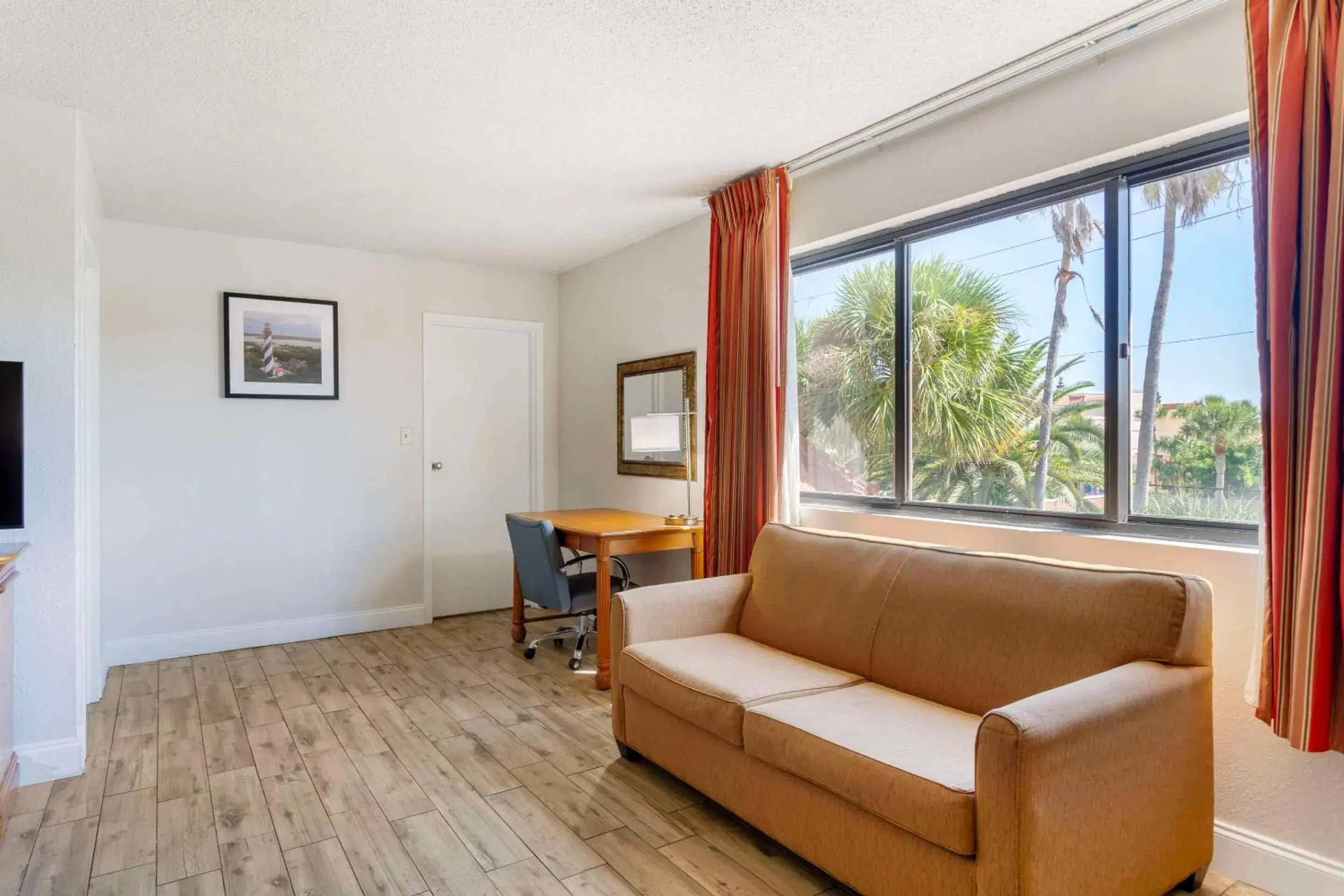 Bedroom in Quality Inn & Suites St Augustine Beach Area Bedroom in Quality Inn & Suites St Augustine Beach Area