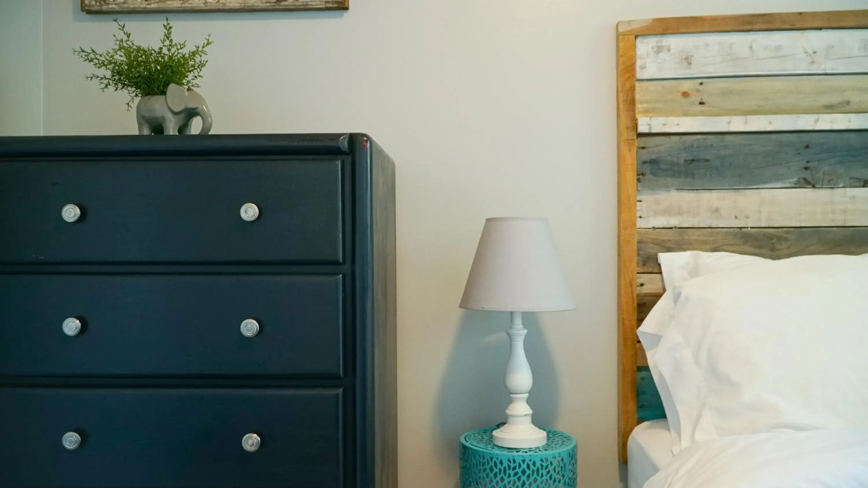 Bed in Alexander's Landing Bed in Alexander's Landing