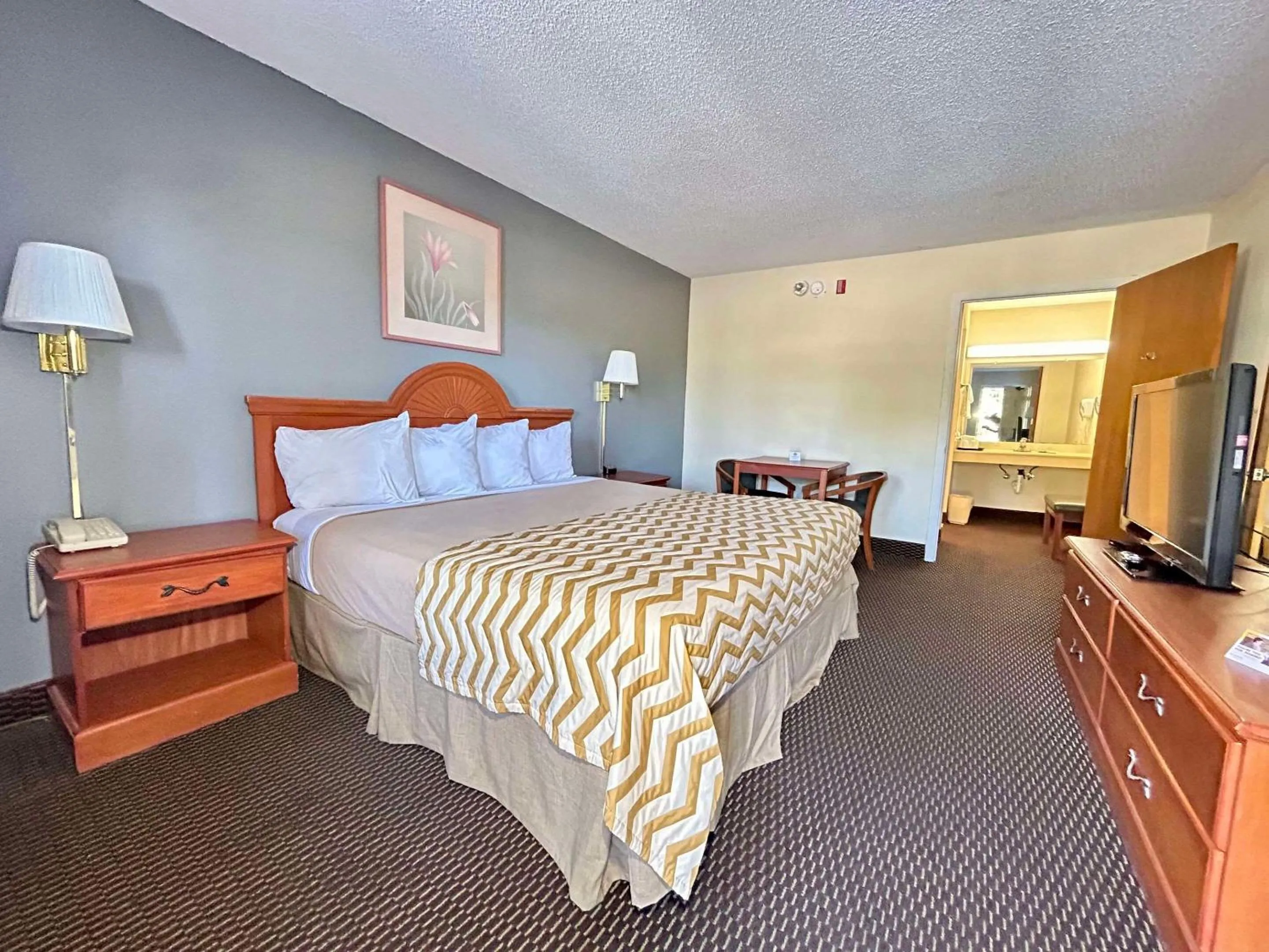Bedroom, Bed in Alachua Inn