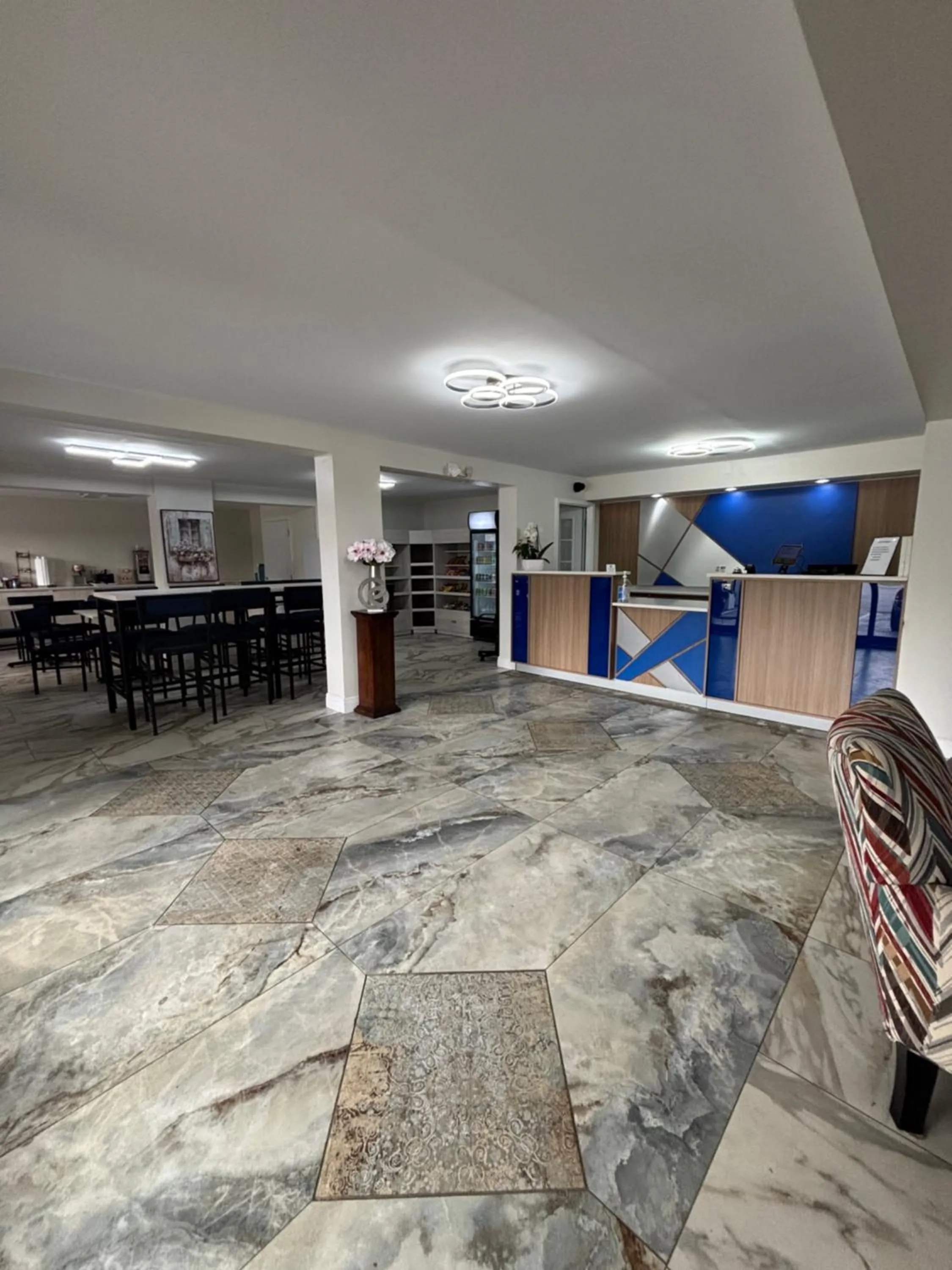 Lobby or reception in Alachua Inn