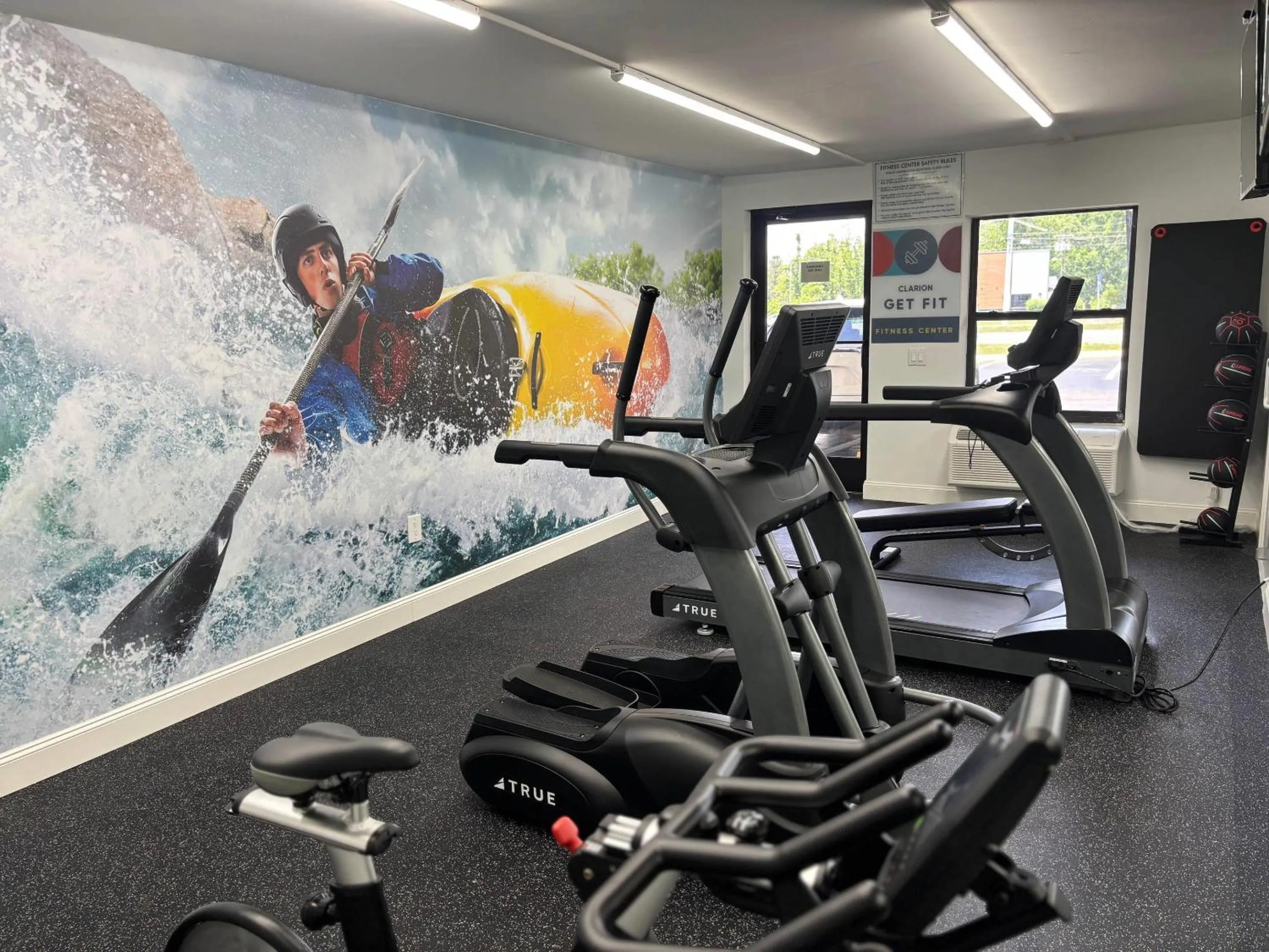 Fitness centre/facilities in Alachua Inn