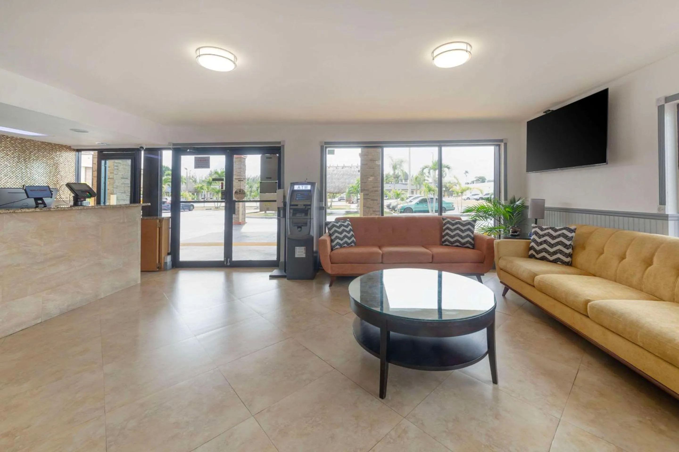 Lobby or reception in Quality Inn Florida City - Gateway to the Keys