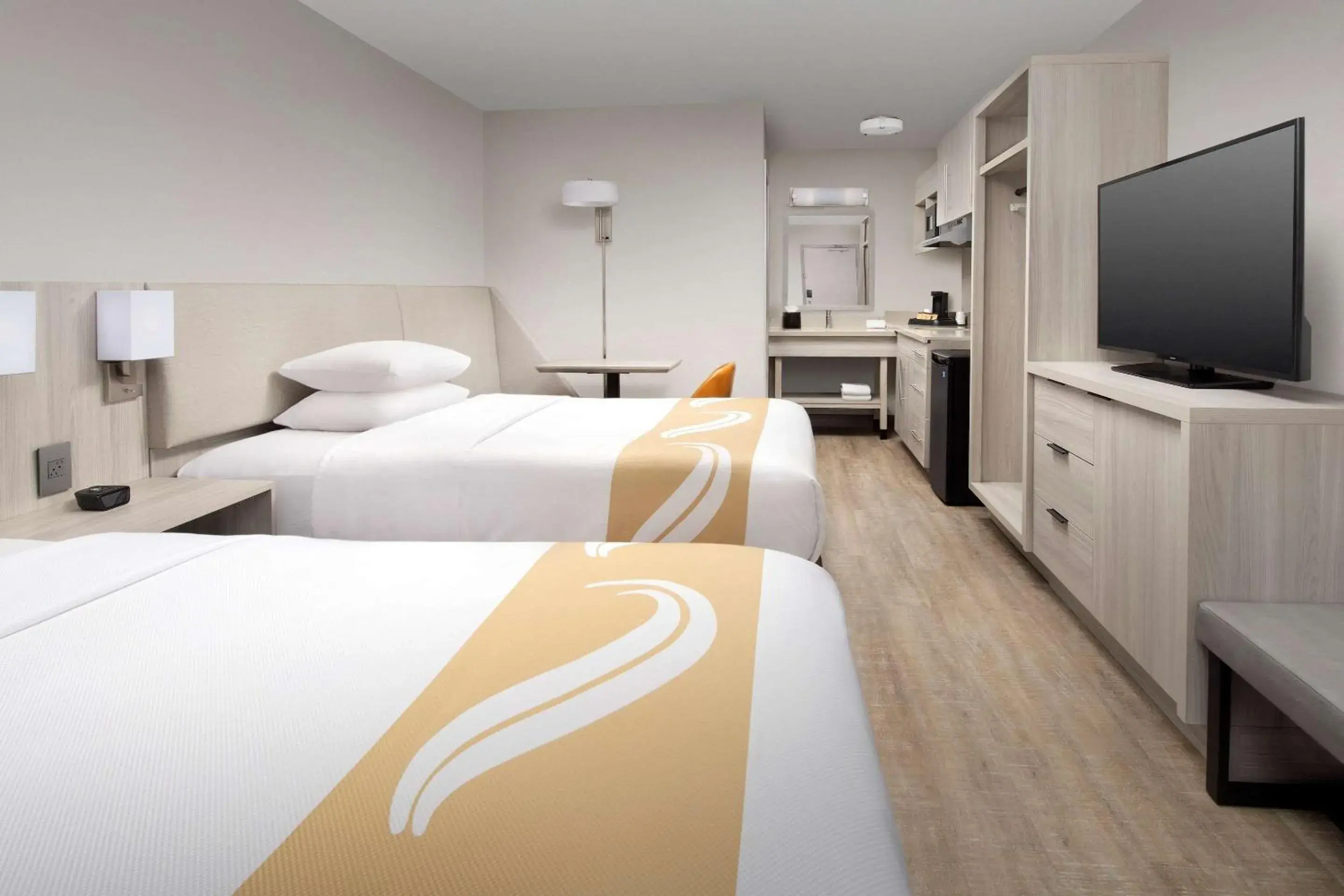 Photo of the whole room, Bed in Quality Inn Atlantic Beach-Mayo Clinic Jax Area Photo of the whole room, Bed in Quality Inn Atlantic Beach-Mayo Clinic Jax Area