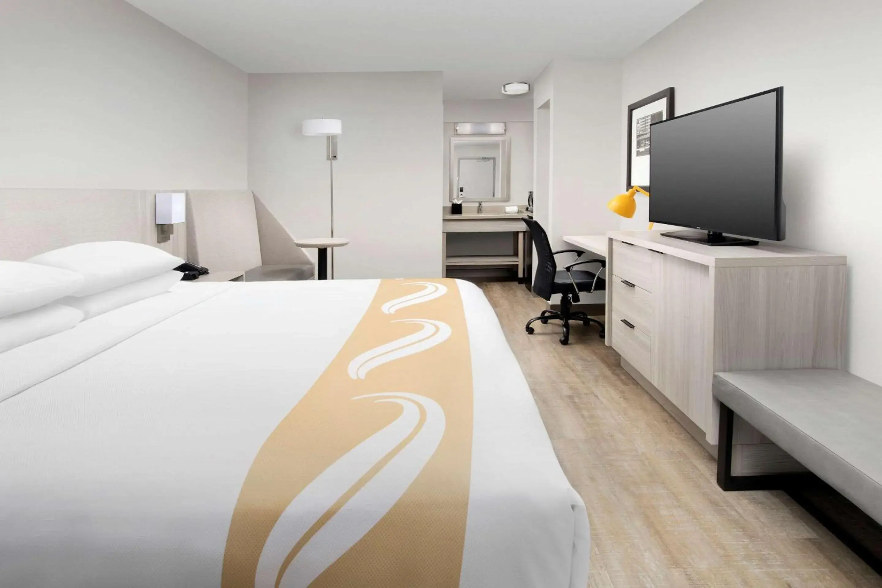 Photo of the whole room, Bed in Quality Inn Atlantic Beach-Mayo Clinic Jax Area Photo of the whole room, Bed in Quality Inn Atlantic Beach-Mayo Clinic Jax Area