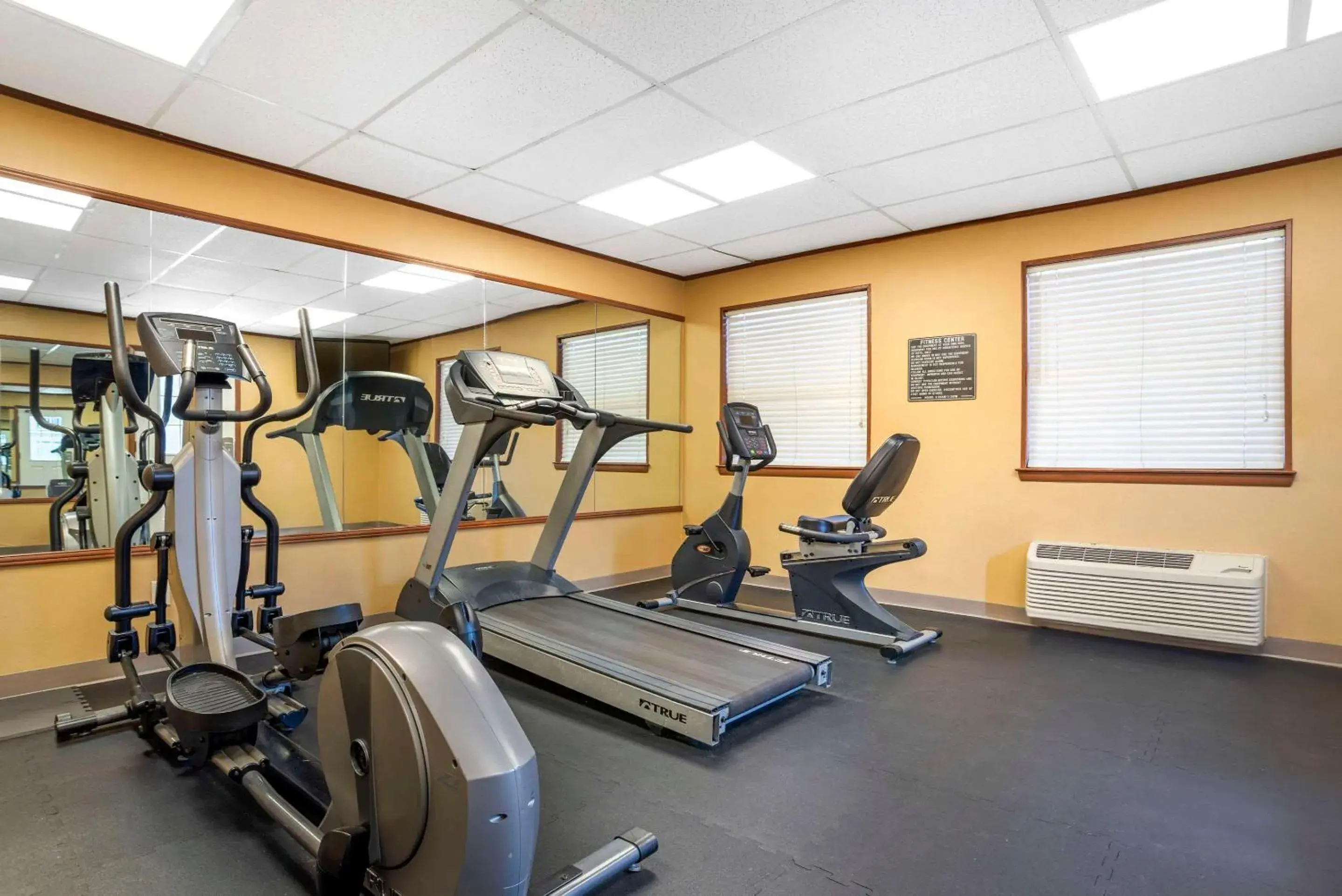 Fitness centre/facilities in Quality Inn & Conference Center Panama City Fitness centre/facilities in Quality Inn & Conference Center Panama City