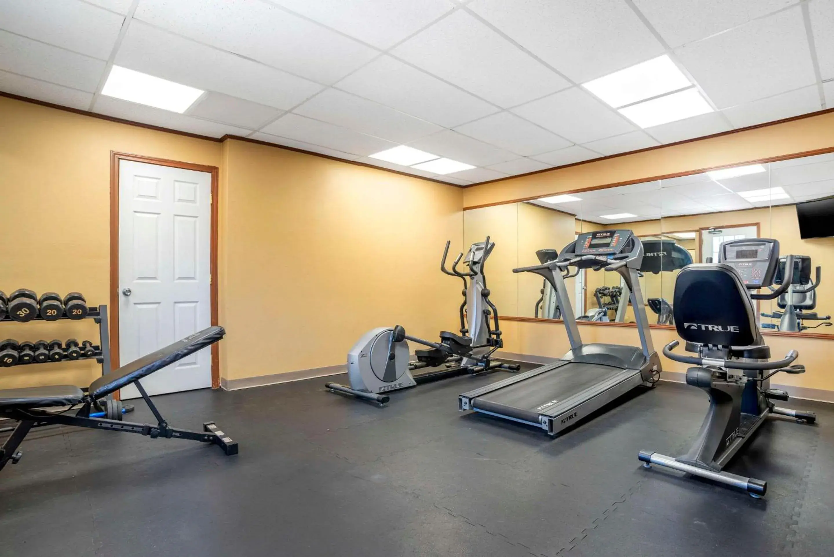 Fitness centre/facilities in Quality Inn & Conference Center Panama City Fitness centre/facilities in Quality Inn & Conference Center Panama City