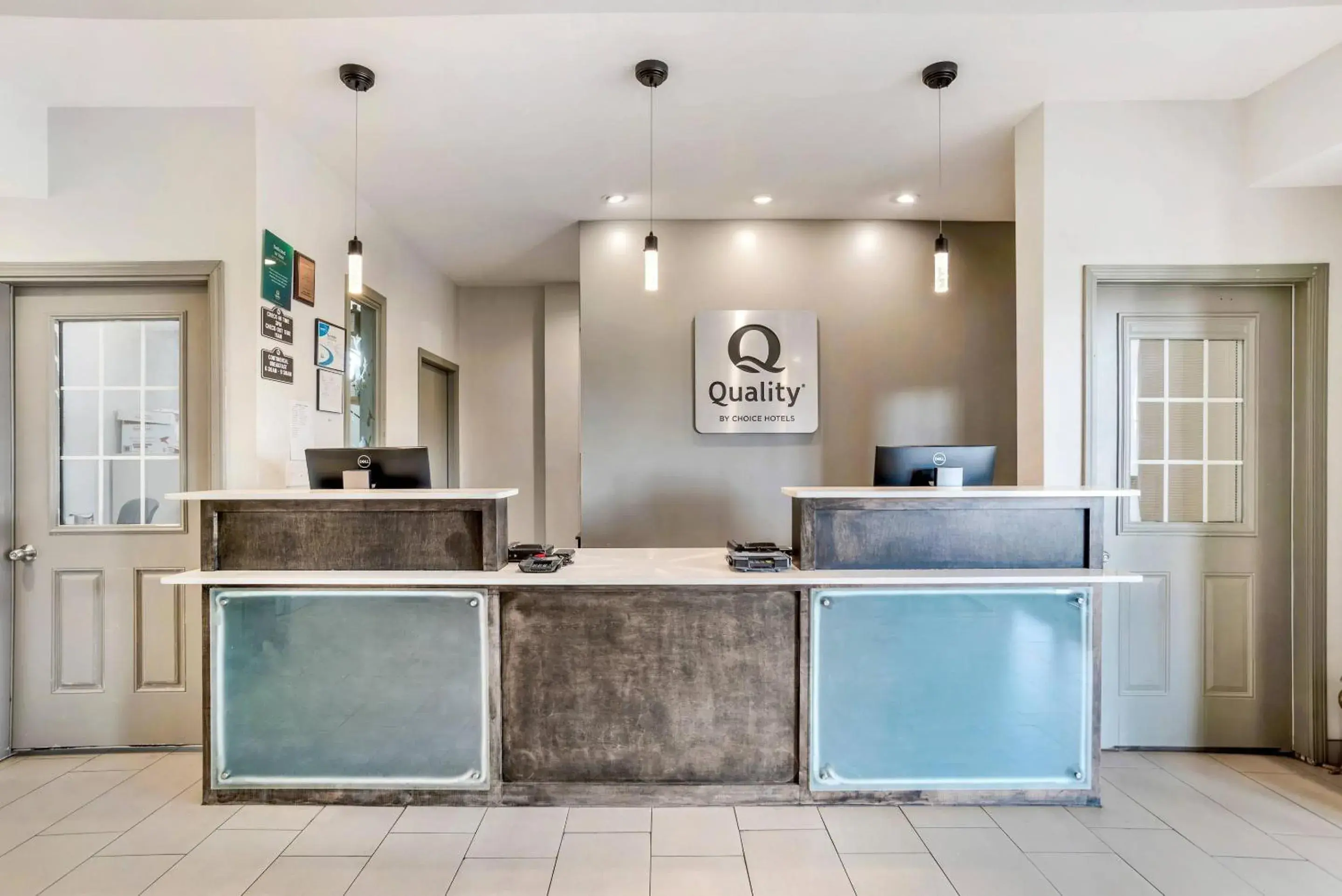 Lobby or reception in Quality Inn Panama City North Lobby or reception in Quality Inn Panama City North