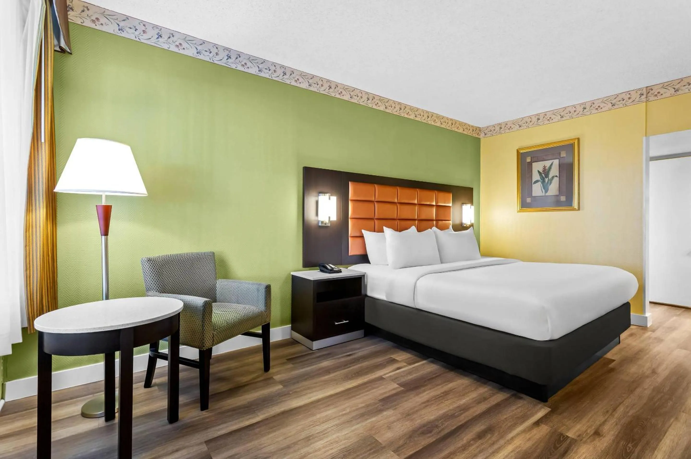 Bedroom, Bed in Quality Inn Tampa Airport - Cruise Port