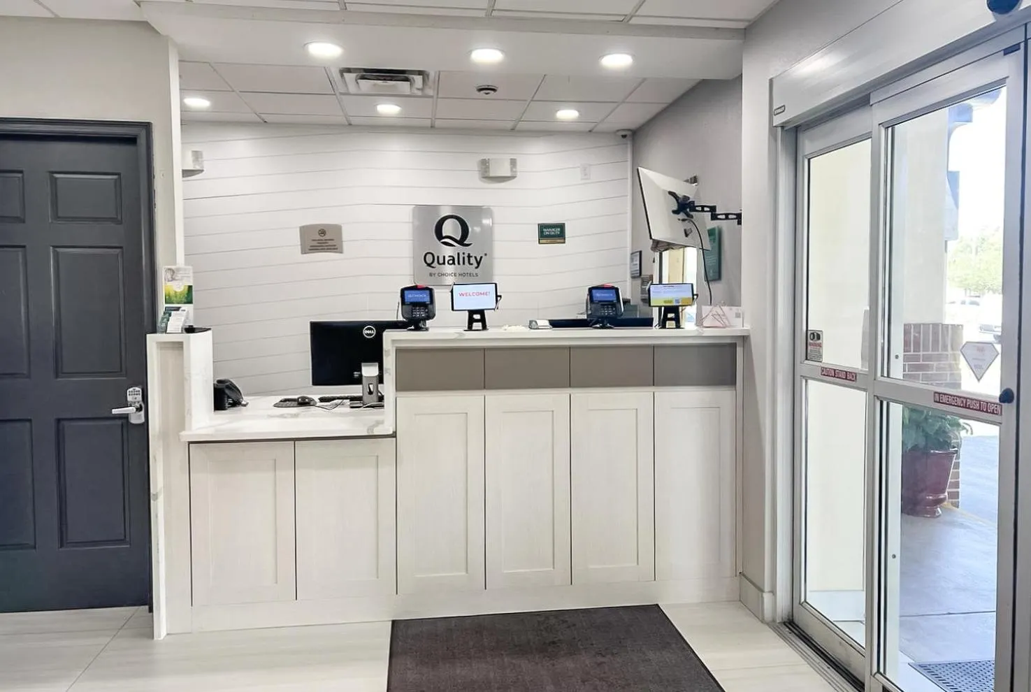 Lobby or reception in Quality Inn Tampa Airport - Cruise Port