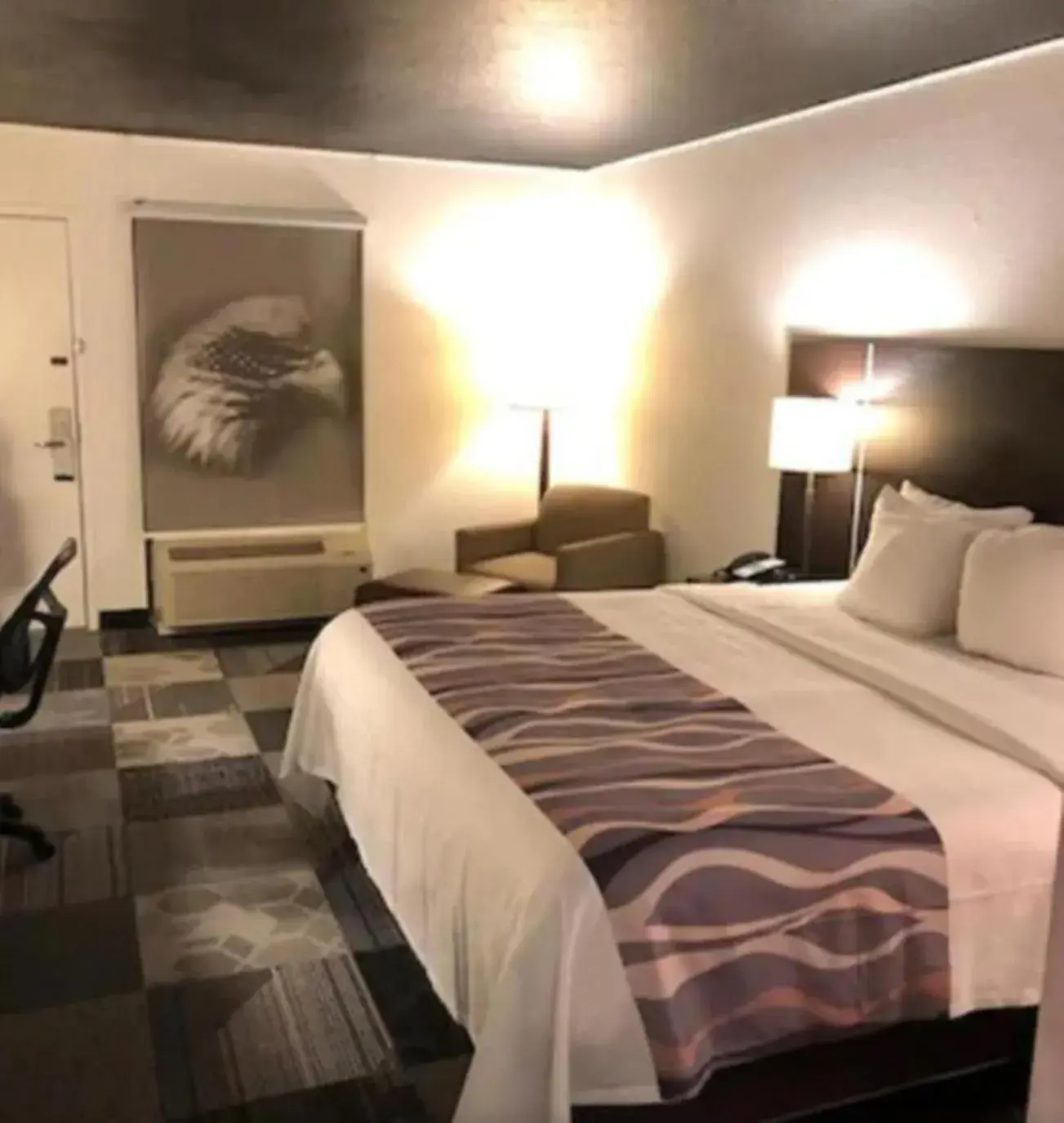 King Room - Non-Smoking in Days Inn by Wyndham Eglin AFB King Room - Non-Smoking in Days Inn by Wyndham Eglin AFB