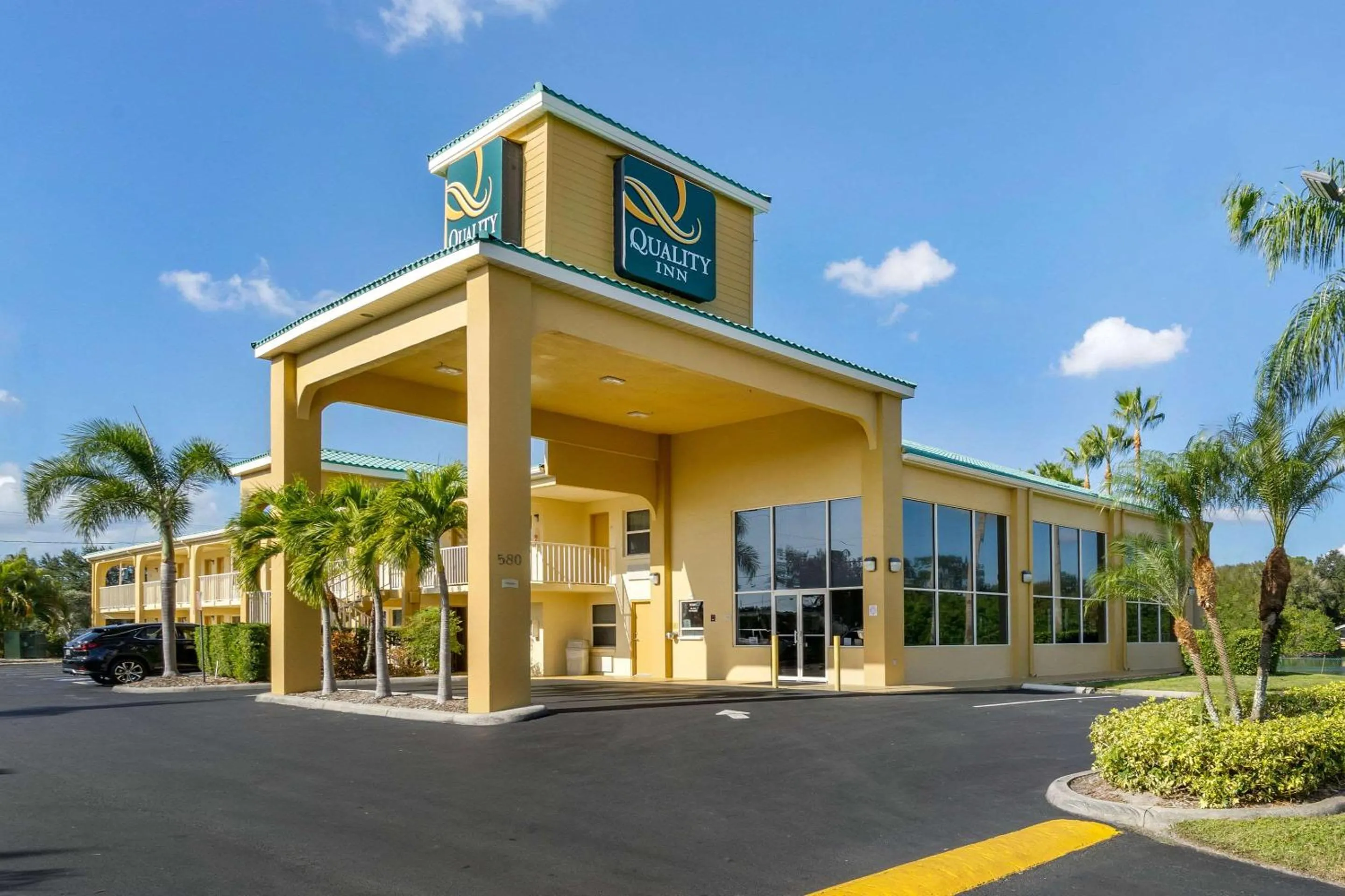 Property building in Quality Inn Bradenton North I-75