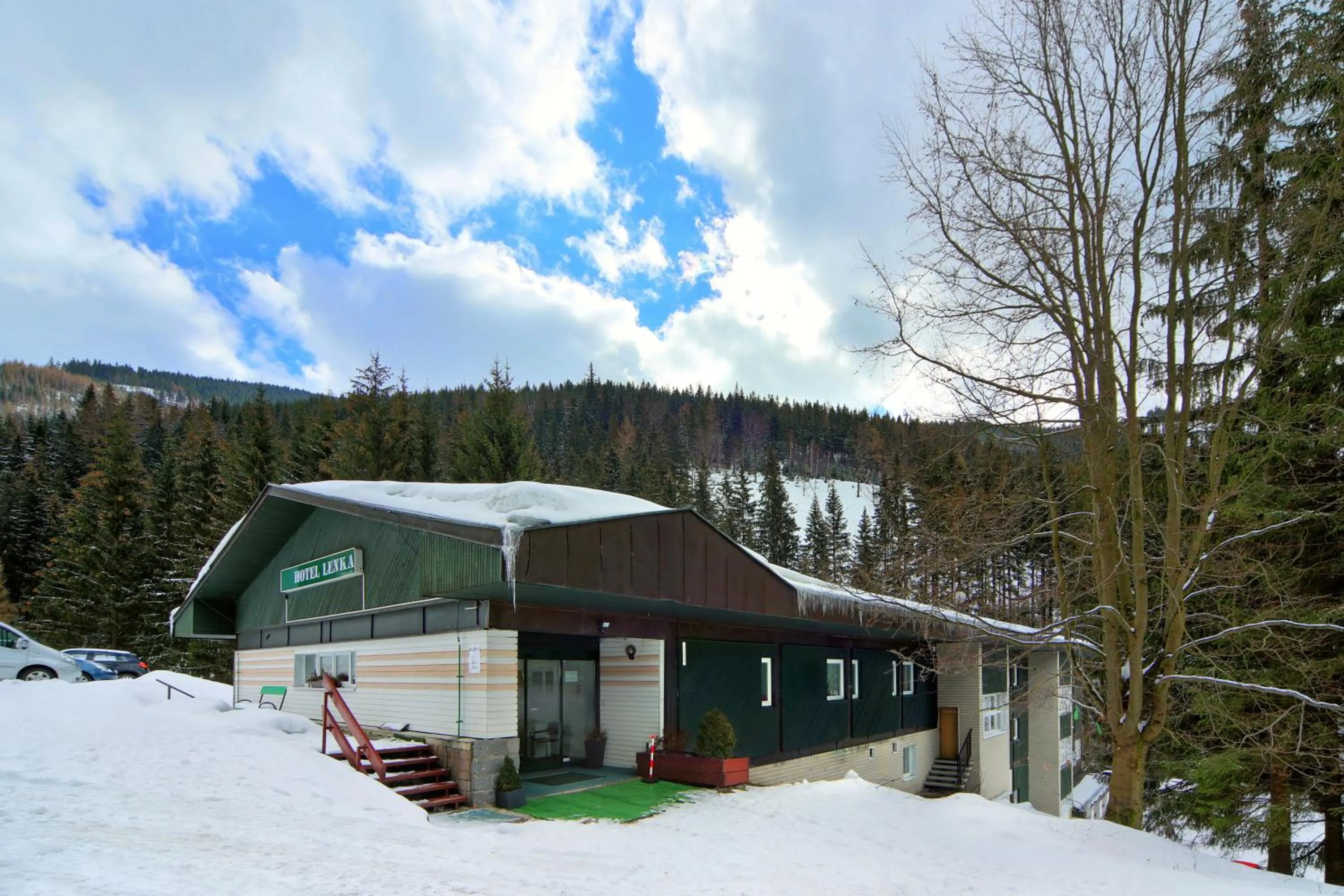 Property building in Hotel Lenka