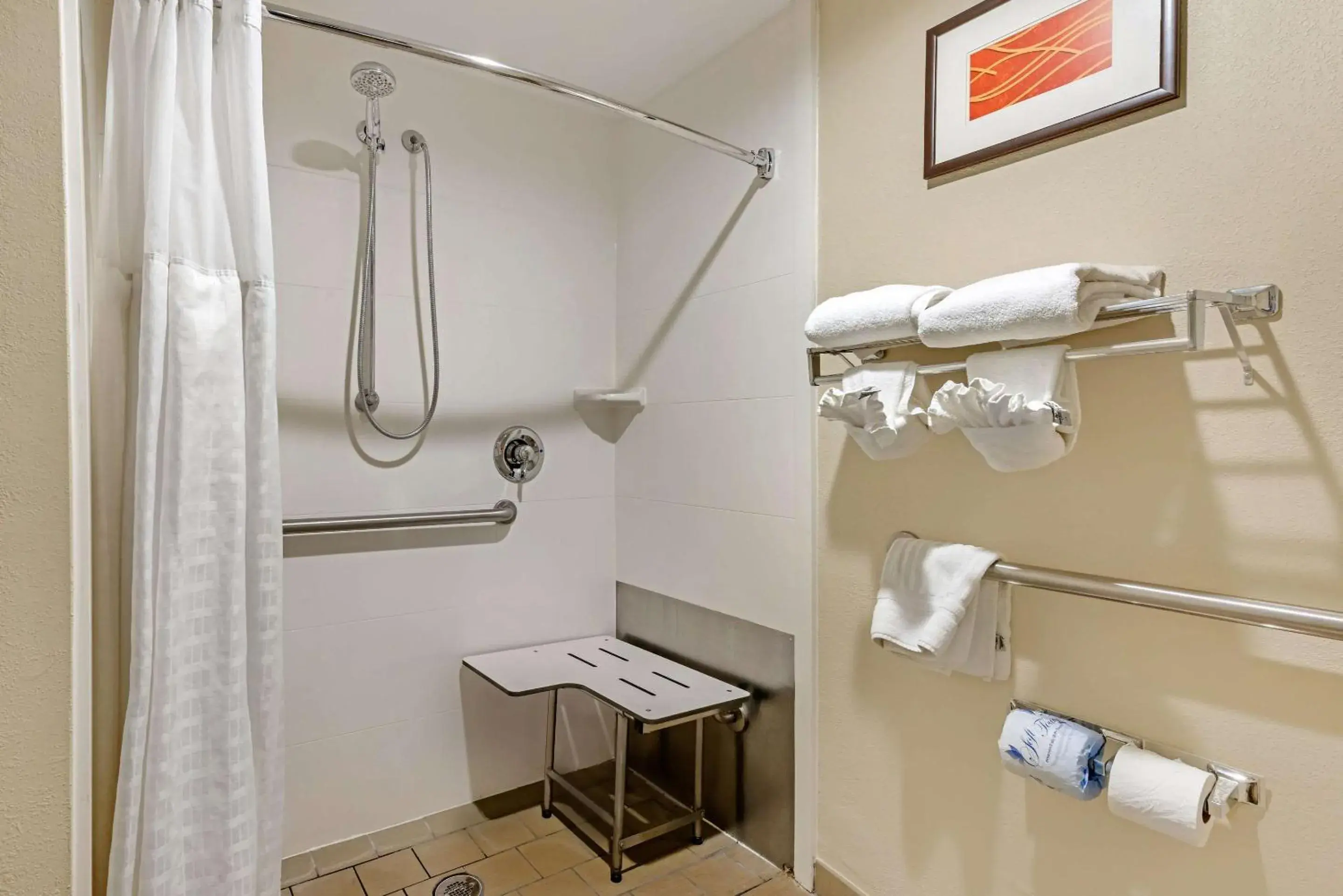King Room with Roll-In Shower - Accessible/Non-Smoking in City Express by Marriott Yulee King Room with Roll-In Shower - Accessible/Non-Smoking in City Express by Marriott Yulee