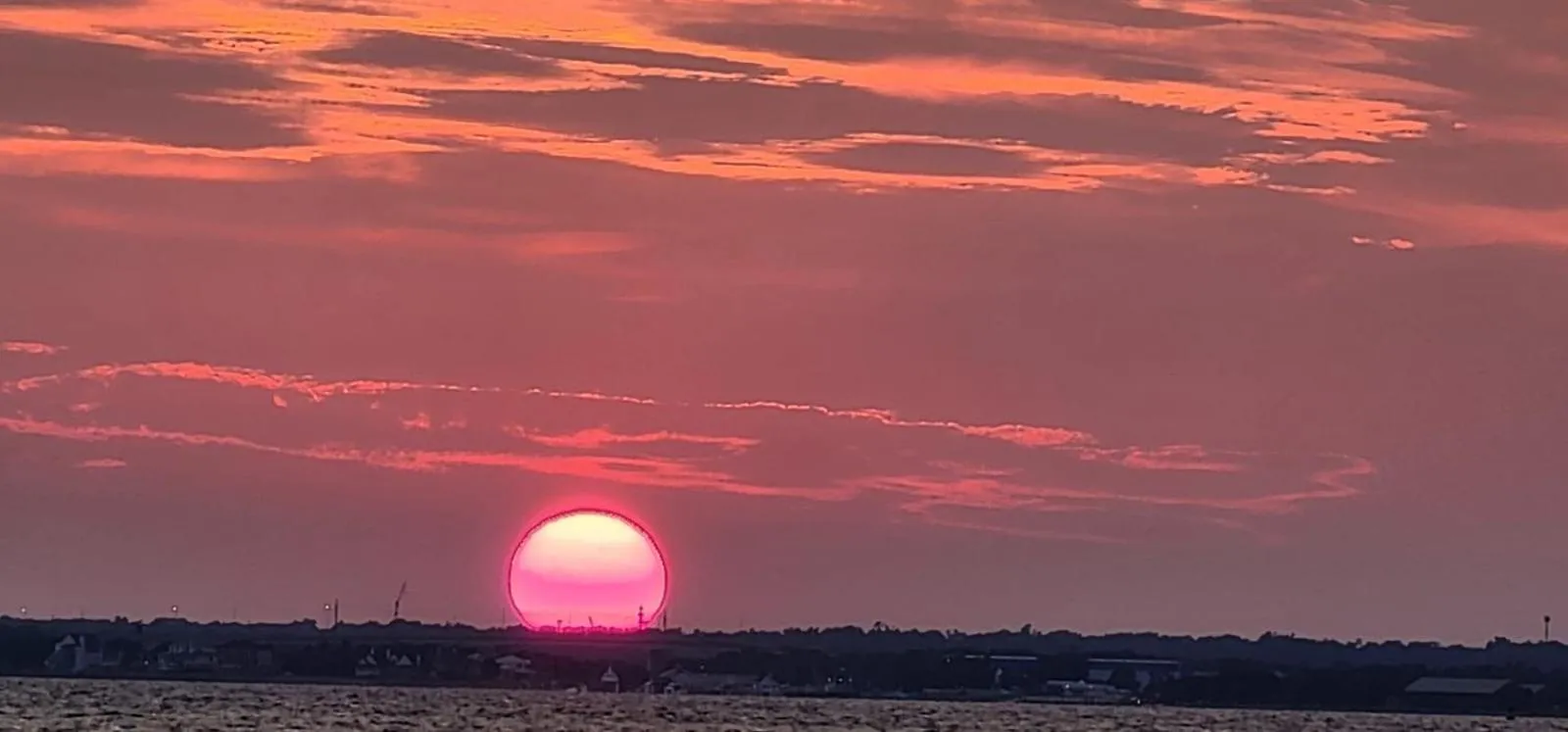 Sunset in Quality Inn & Suites Gulf Breeze Bayside near Pensacola Beach