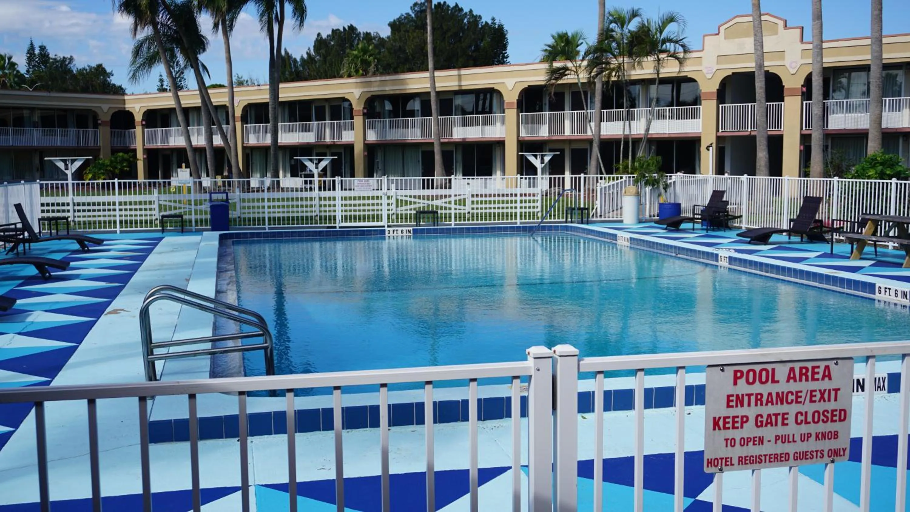 Pool view in ISLAND HOTEL of Space Coast