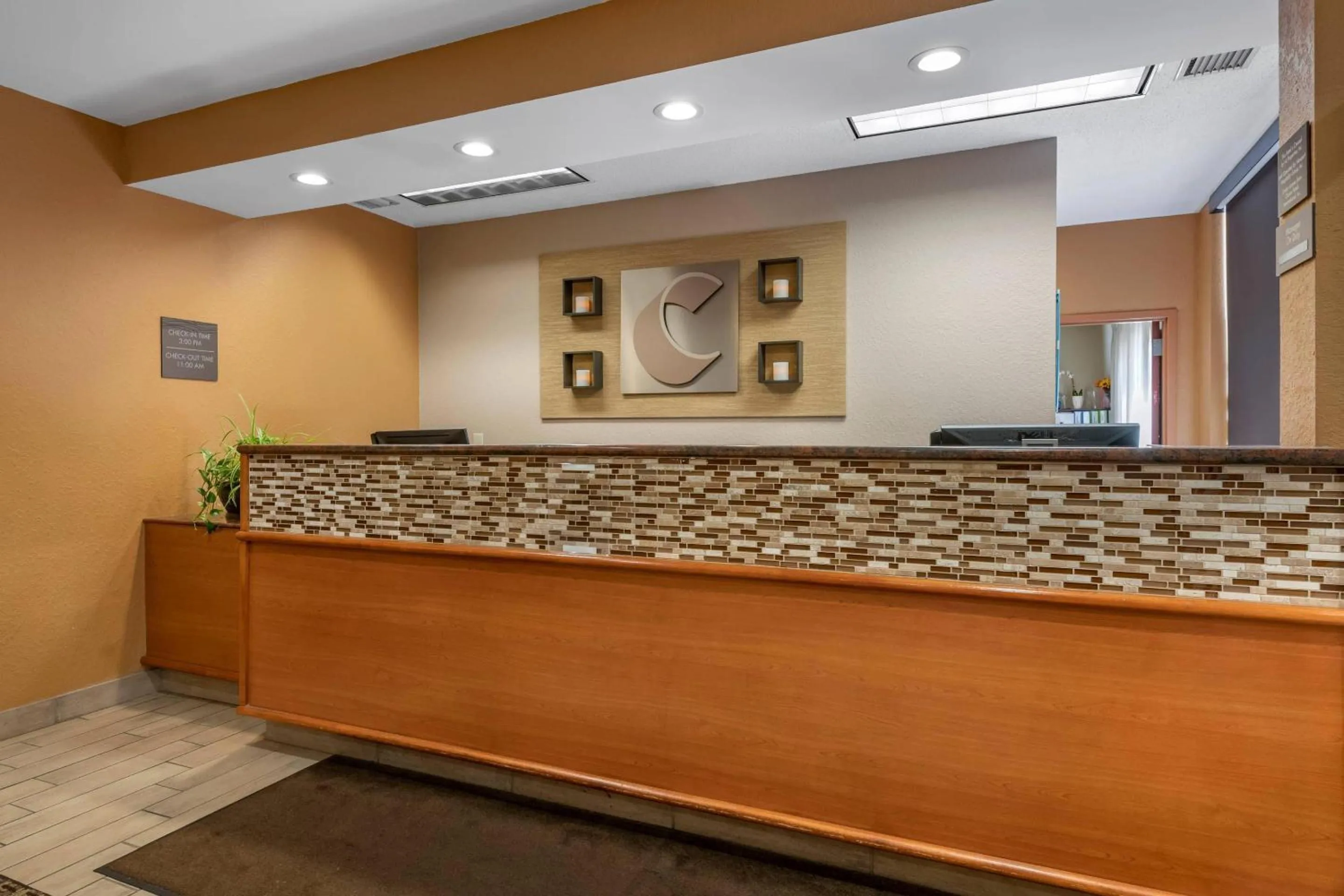 Lobby or reception in Comfort Inn & Suites Orlando North