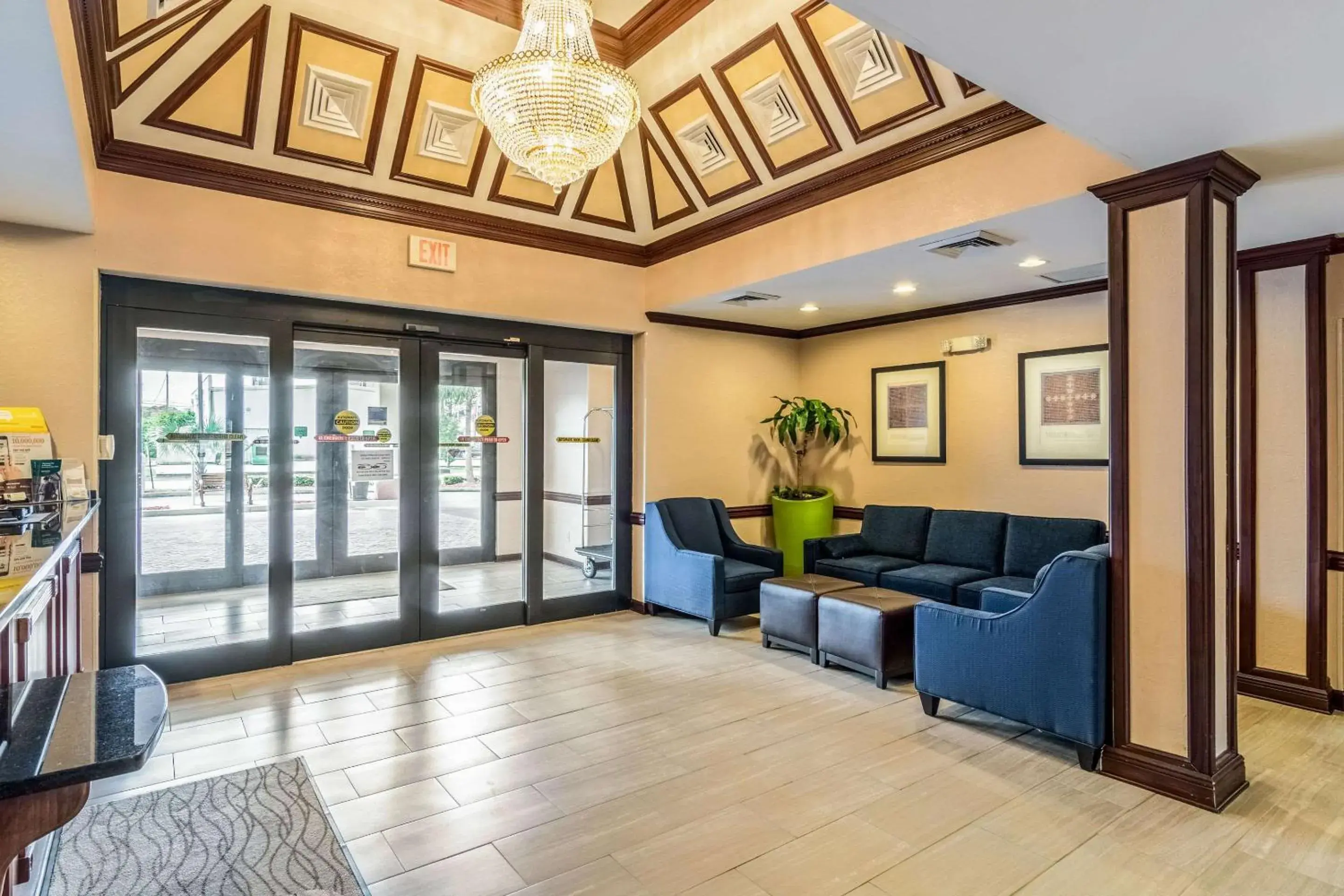 Lobby or reception in Comfort Inn & Suites Panama City North Lobby or reception in Comfort Inn & Suites Panama City North