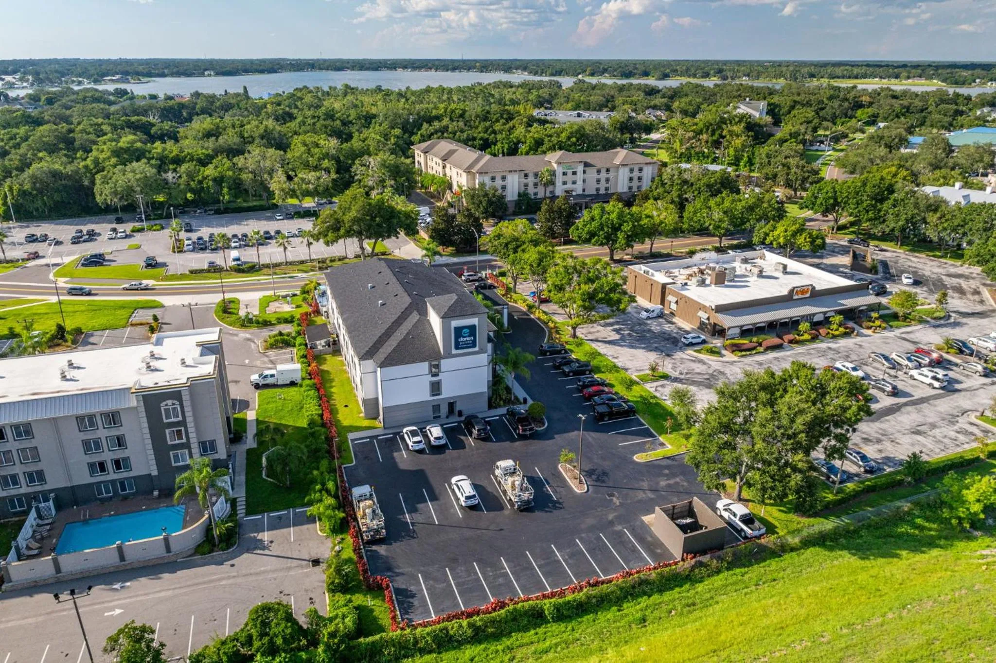 Bird's eye view in Clarion Pointe Lakeland I-4