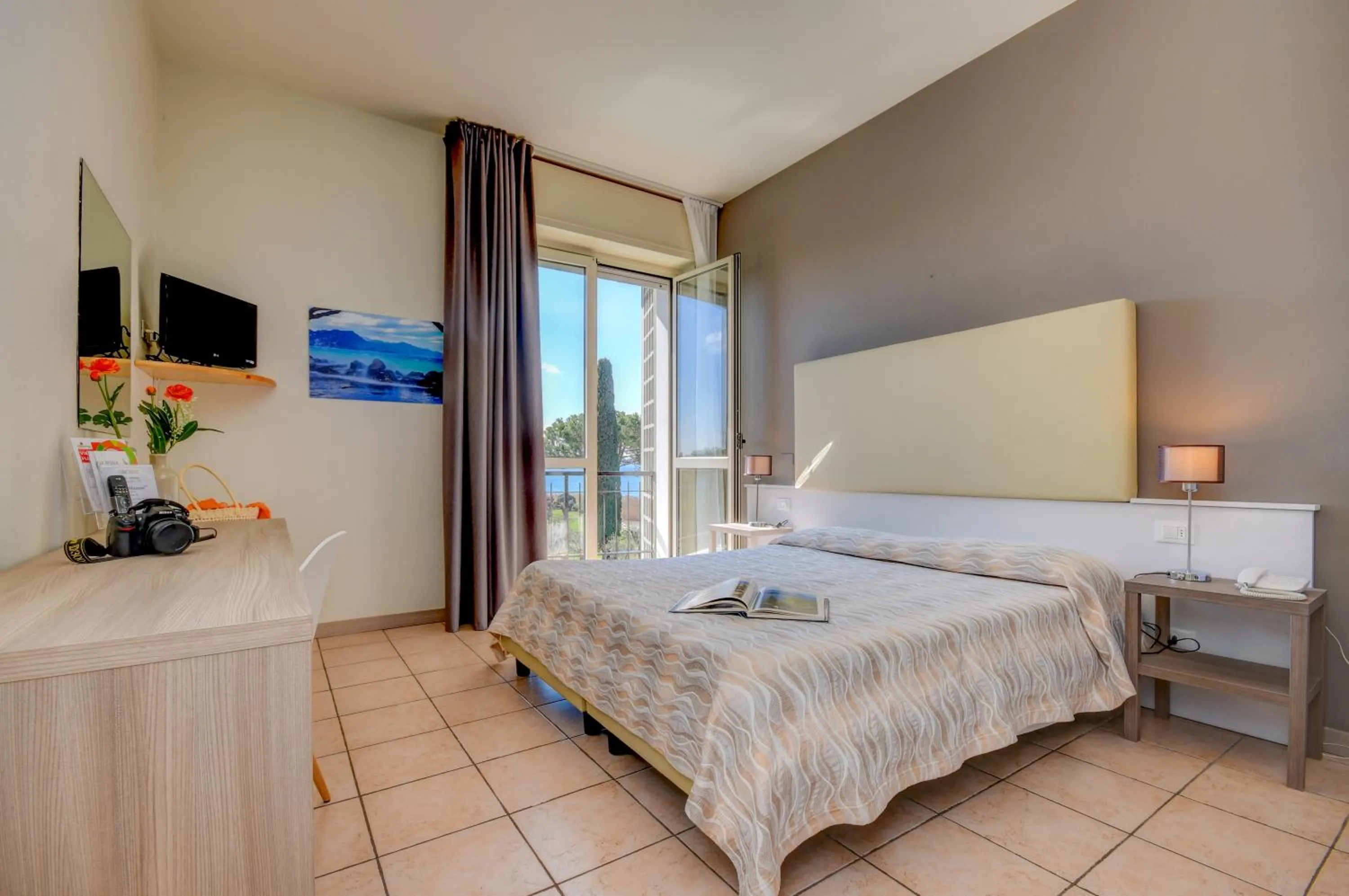 Bedroom in Hotel Miramar