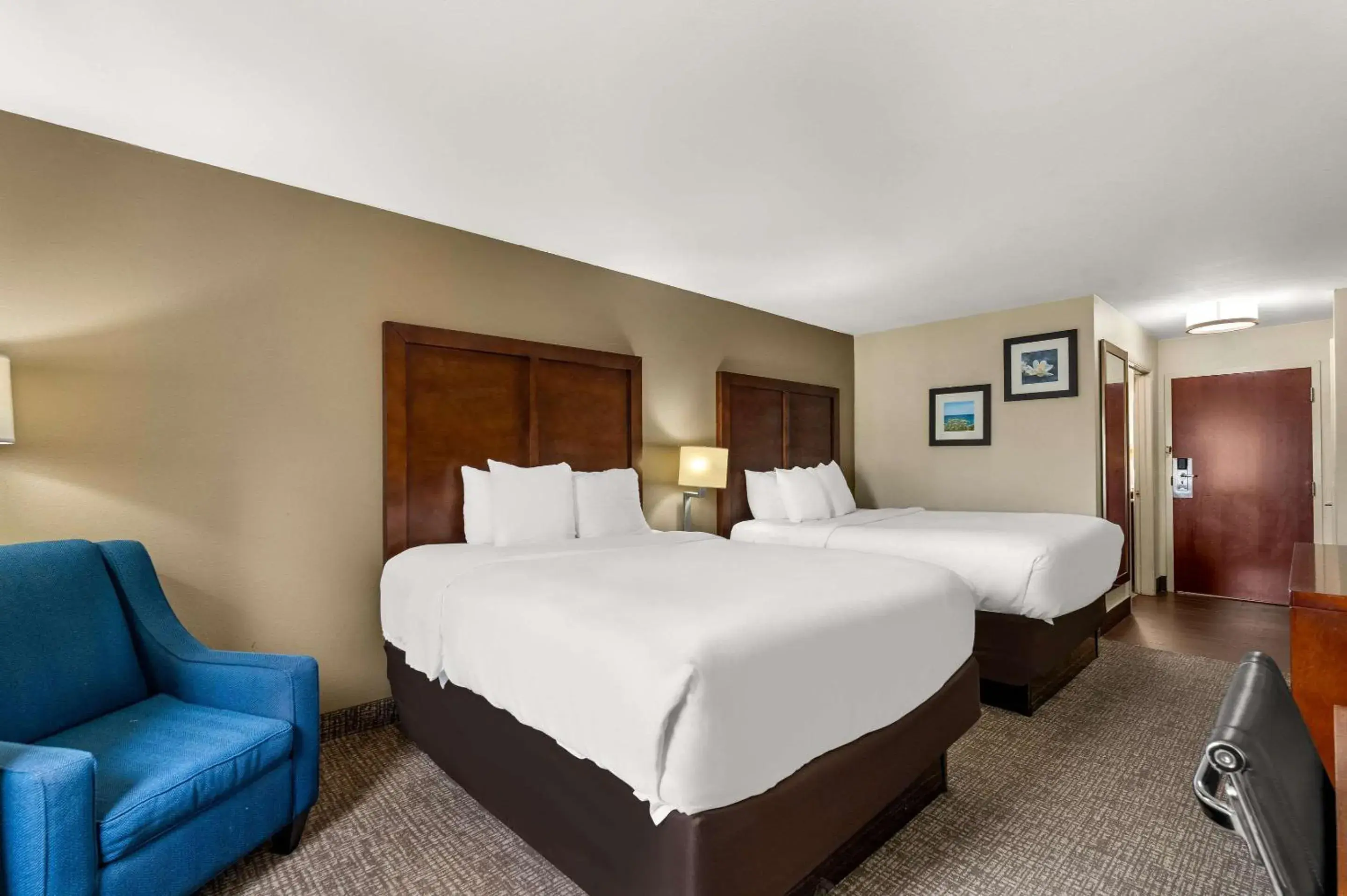 Bedroom, Bed in Comfort Inn & Suites Chipley I-10 Bedroom, Bed in Comfort Inn & Suites Chipley I-10