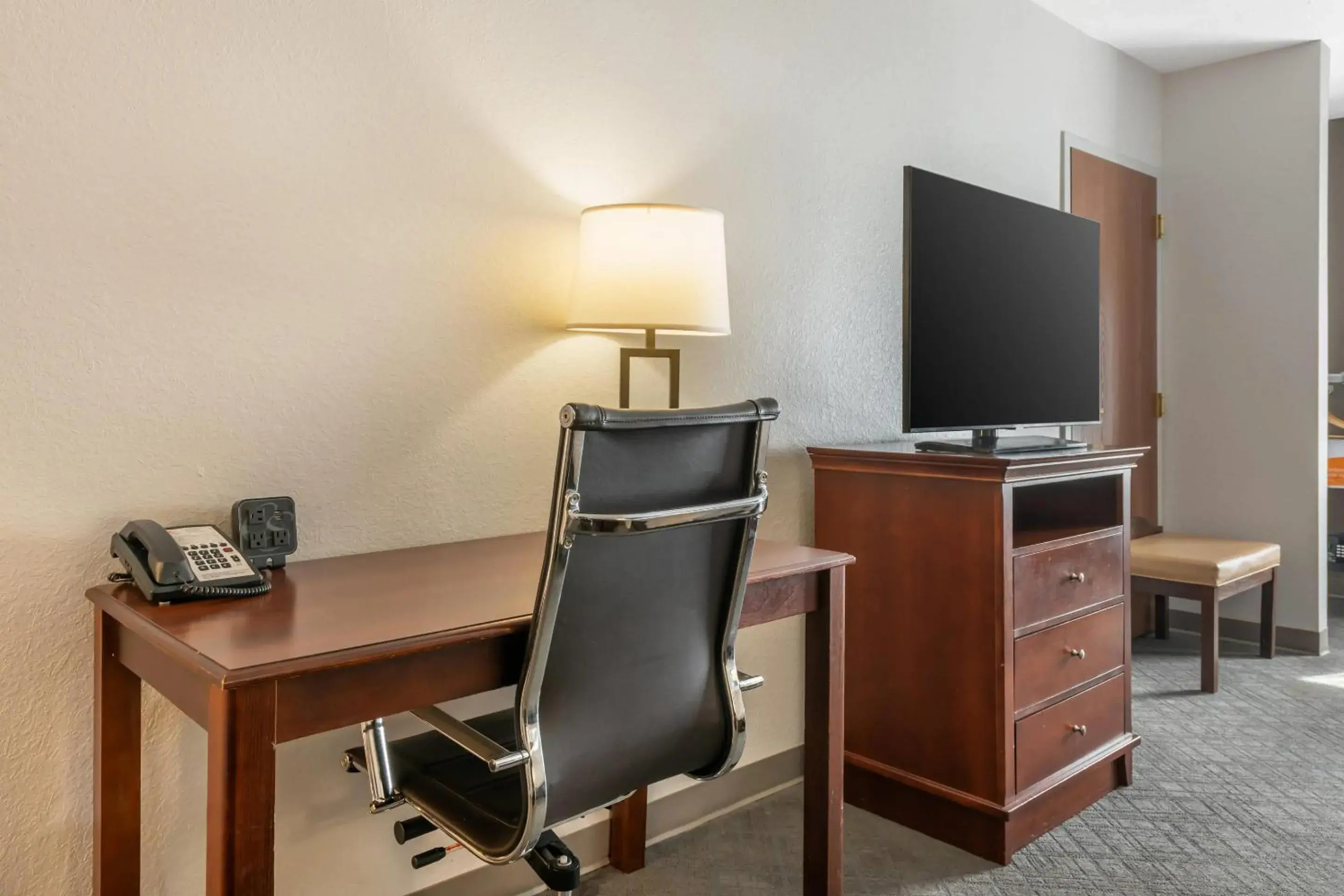 Queen Suite with Two Queen Beds - Non-Smoking in Comfort Suites Ocala North Queen Suite with Two Queen Beds - Non-Smoking in Comfort Suites Ocala North