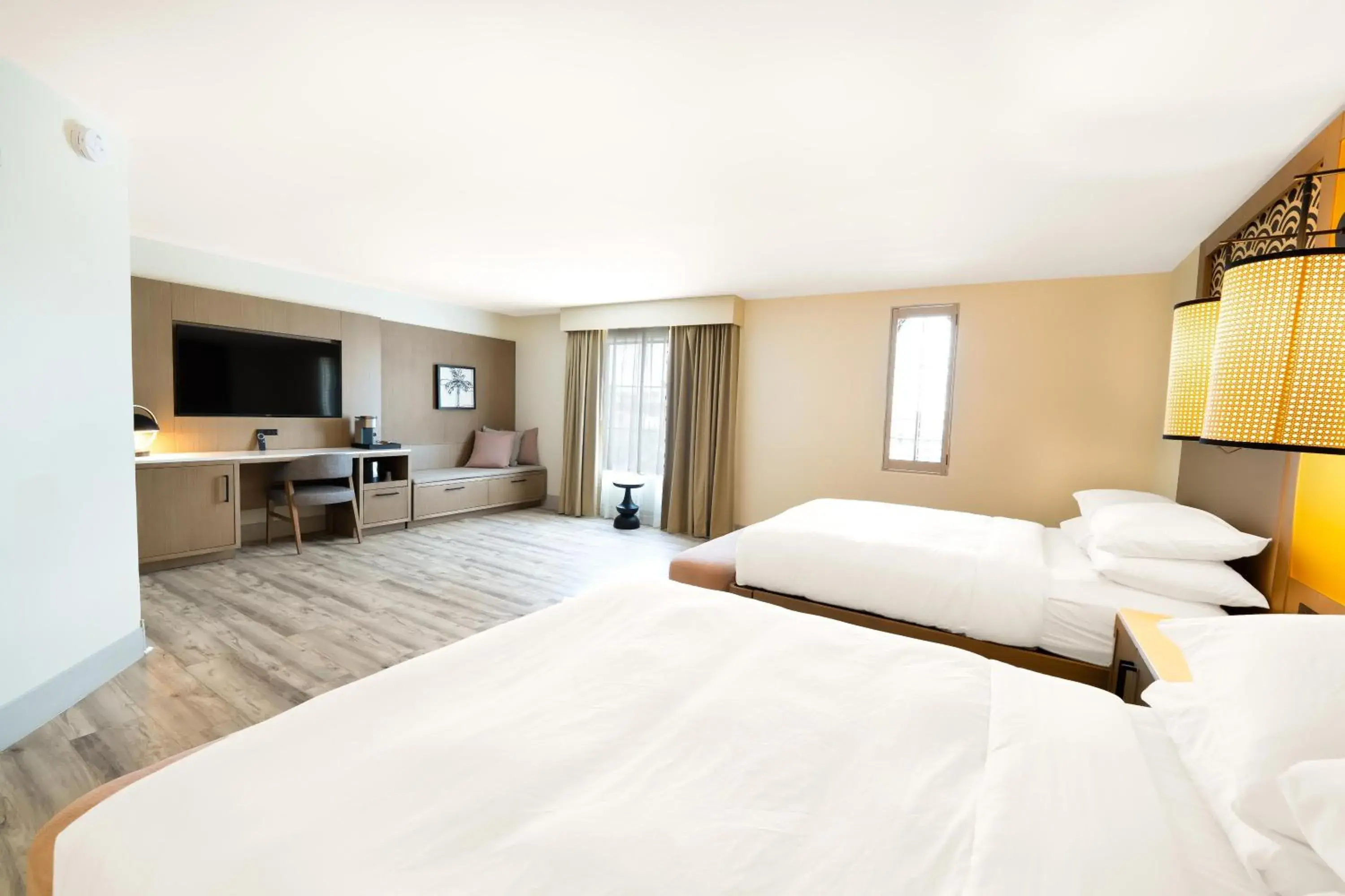 Bed in Castillo Real St Augustine Beach,Tapestry Collection Hilton Bed in Castillo Real St Augustine Beach,Tapestry Collection Hilton