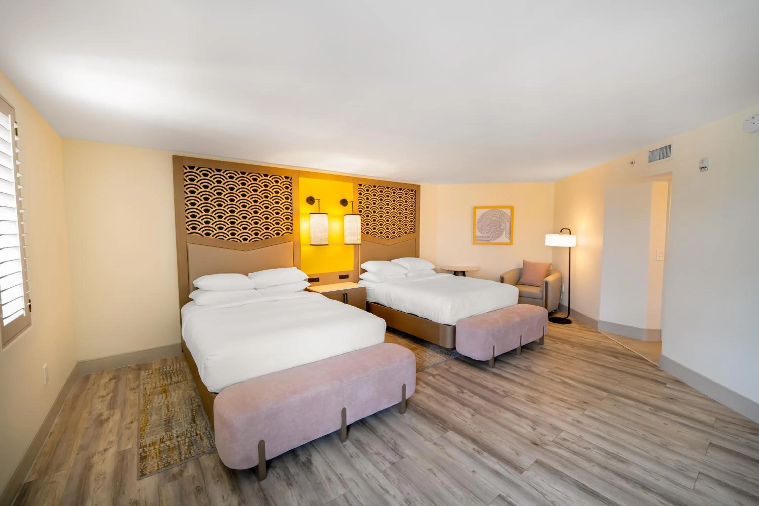 Bed in Castillo Real St Augustine Beach,Tapestry Collection Hilton