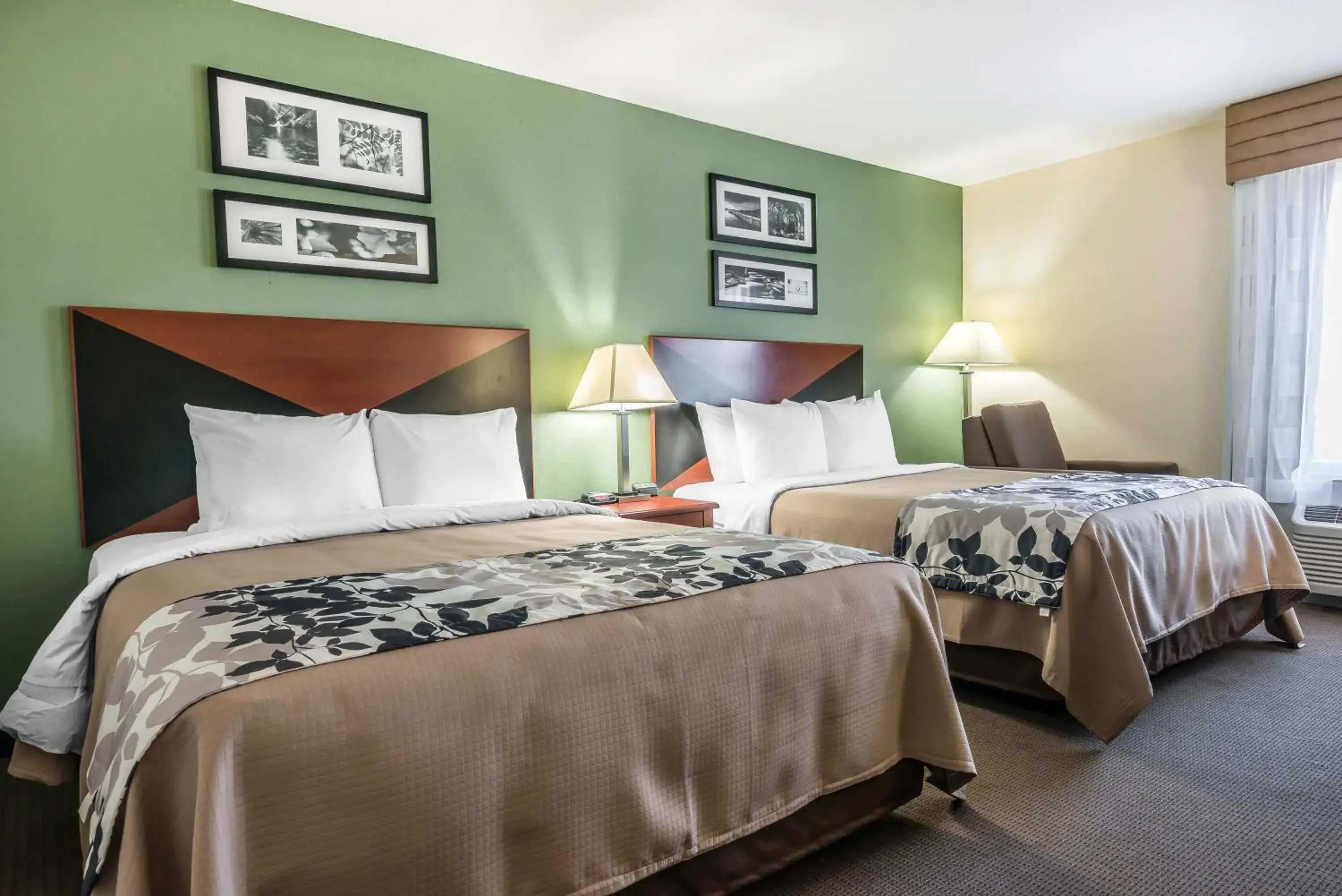Bedroom, Bed in Sleep Inn & Suites University-Shands Bedroom, Bed in Sleep Inn & Suites University-Shands