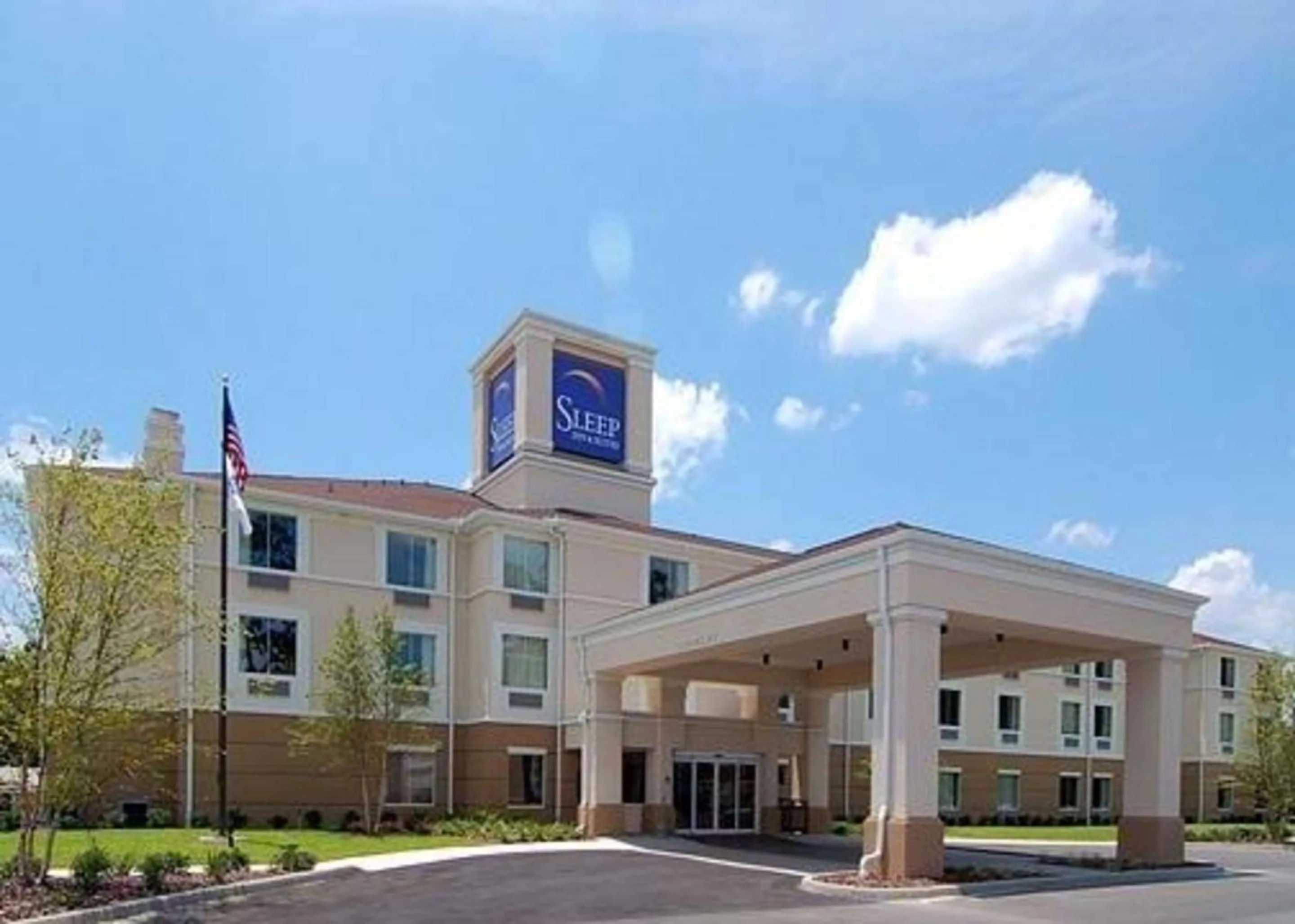 Property building in Sleep Inn & Suites Palatka North