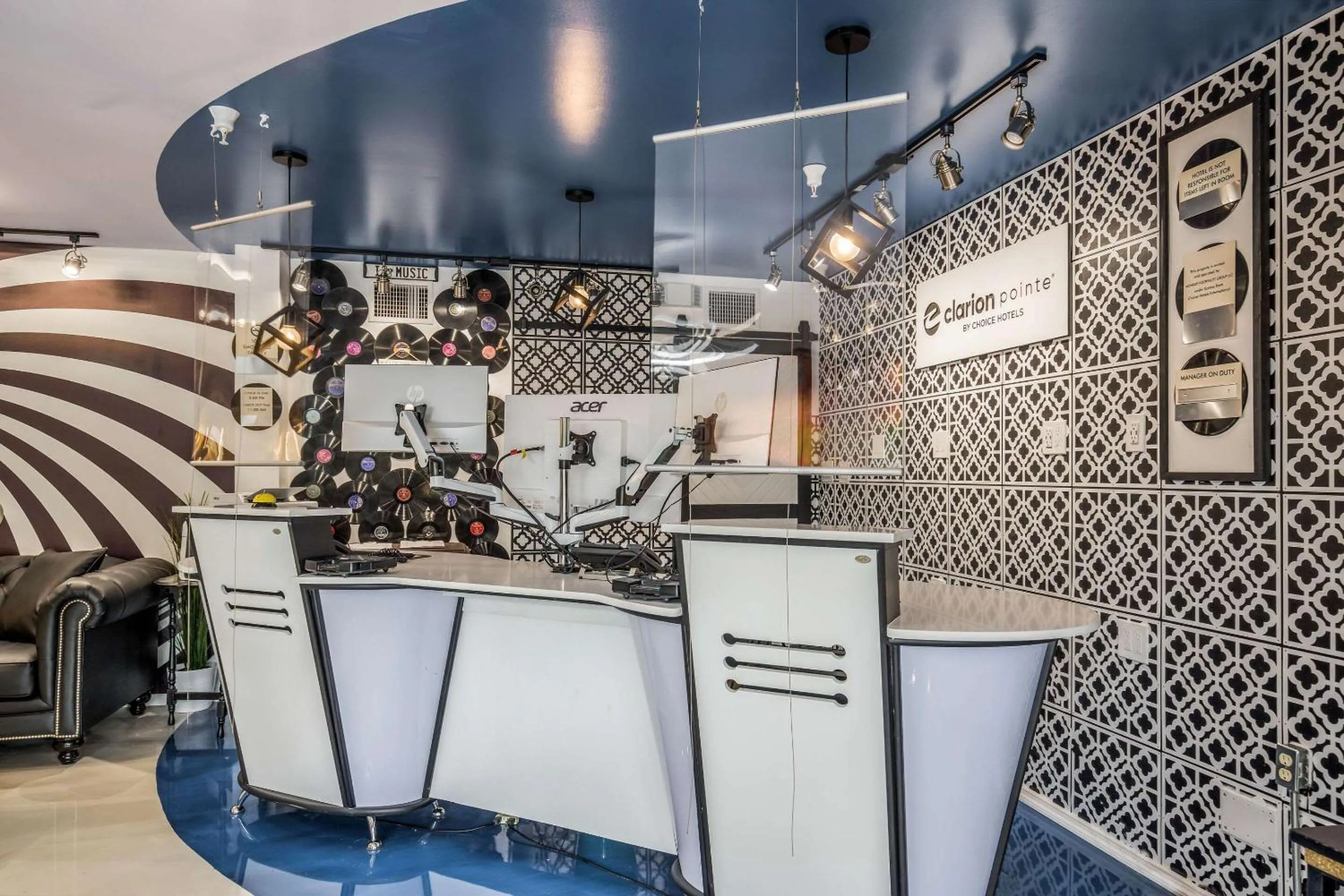 Lobby or reception in Clarion Pointe Tallahassee-State Capitol