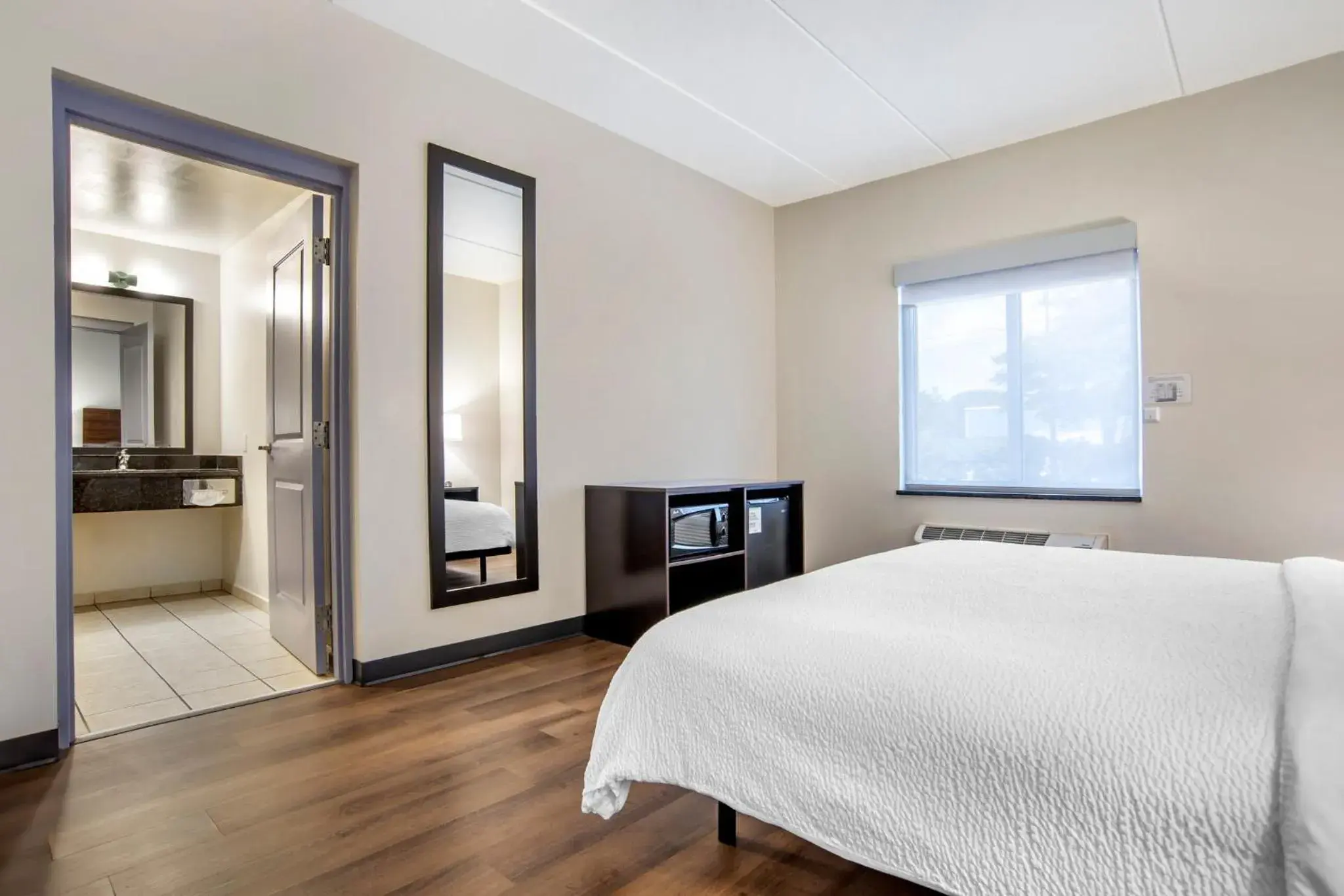 Photo of the whole room, Bed in Garner Hotel Panama City Beach Northeast by IHG Photo of the whole room, Bed in Garner Hotel Panama City Beach Northeast by IHG