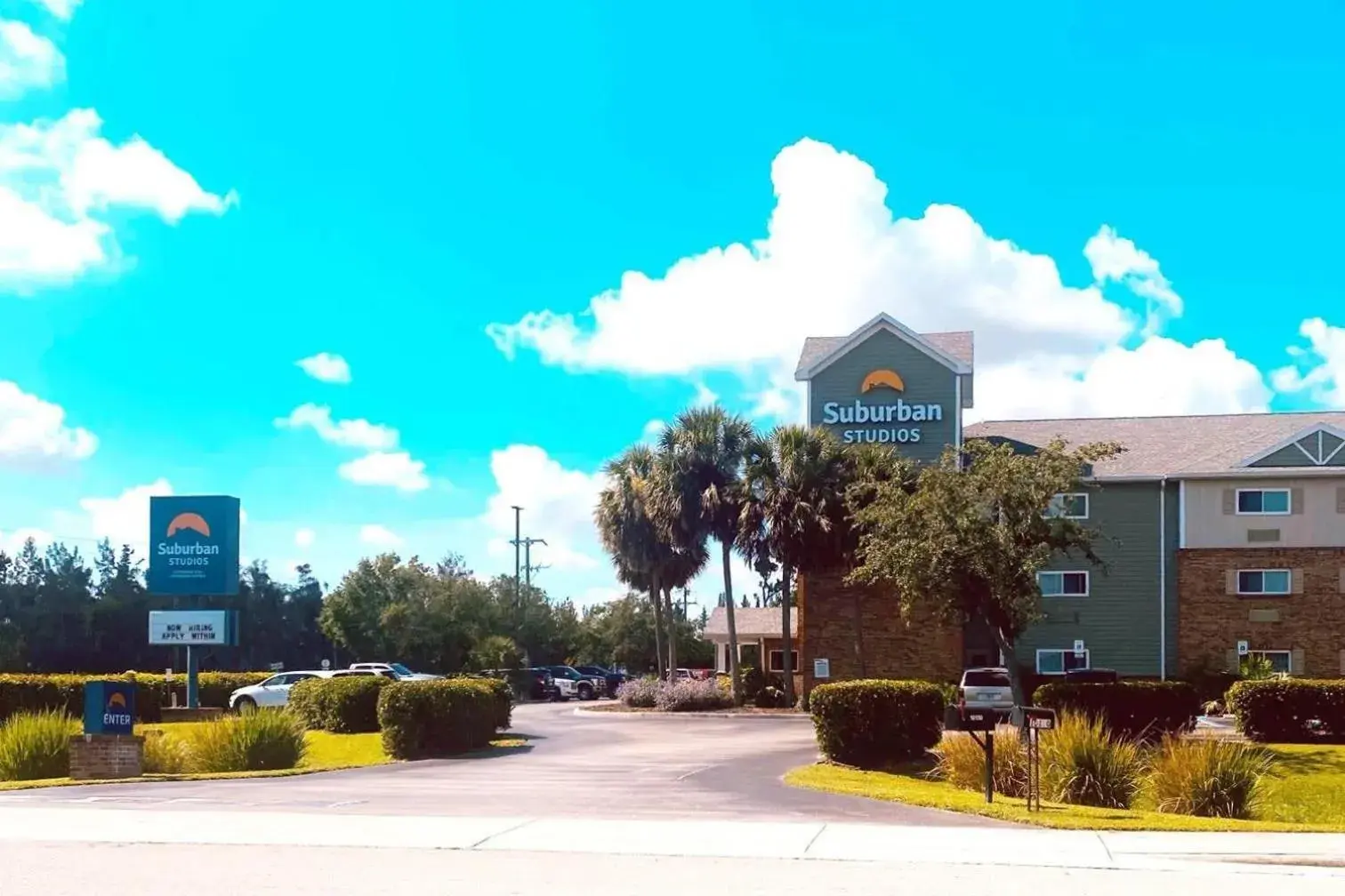 Property building in Suburban Studios Fort Myers Cape Coral Property building in Suburban Studios Fort Myers Cape Coral