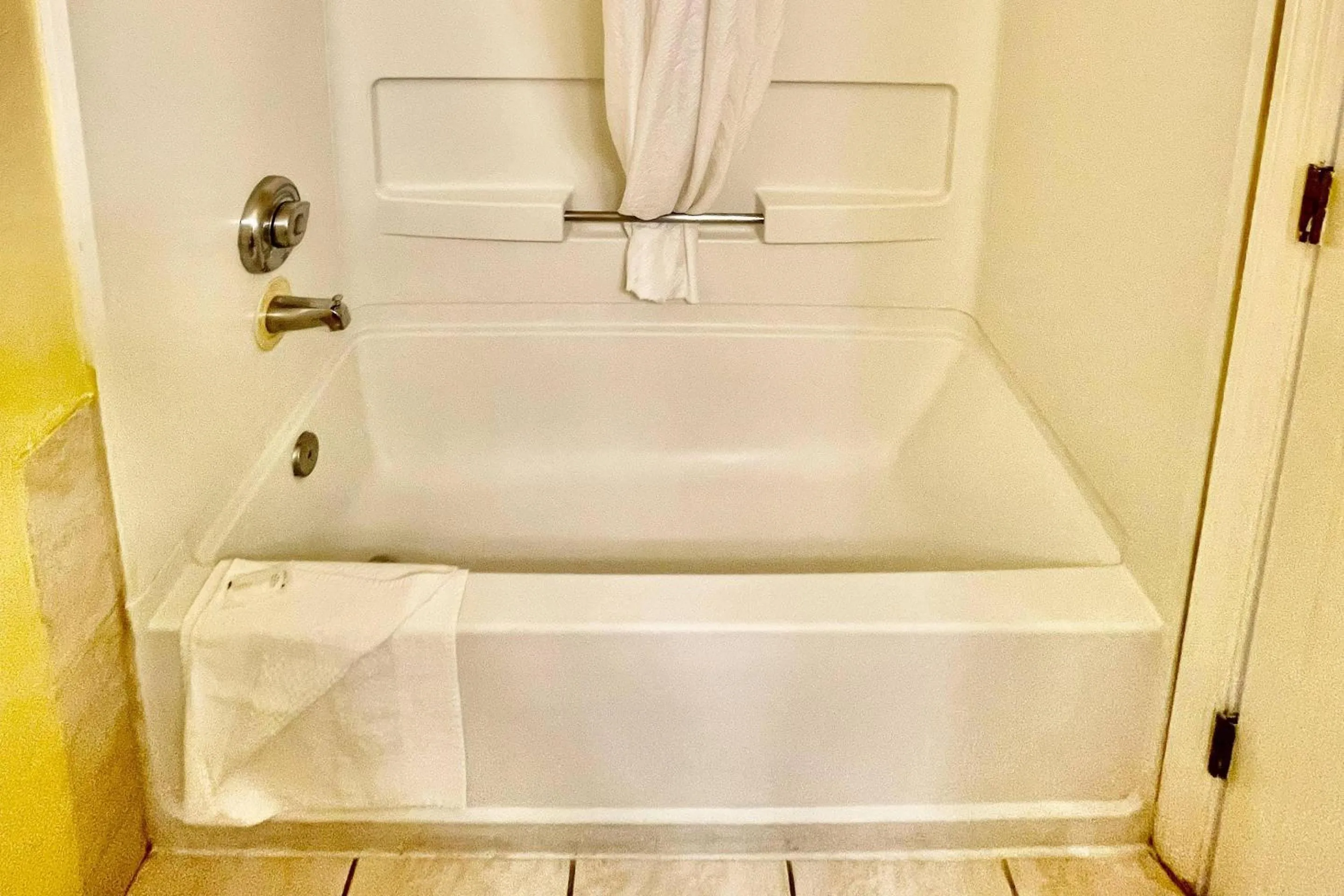 Bedroom in Suburban Studios Fort Myers Cape Coral