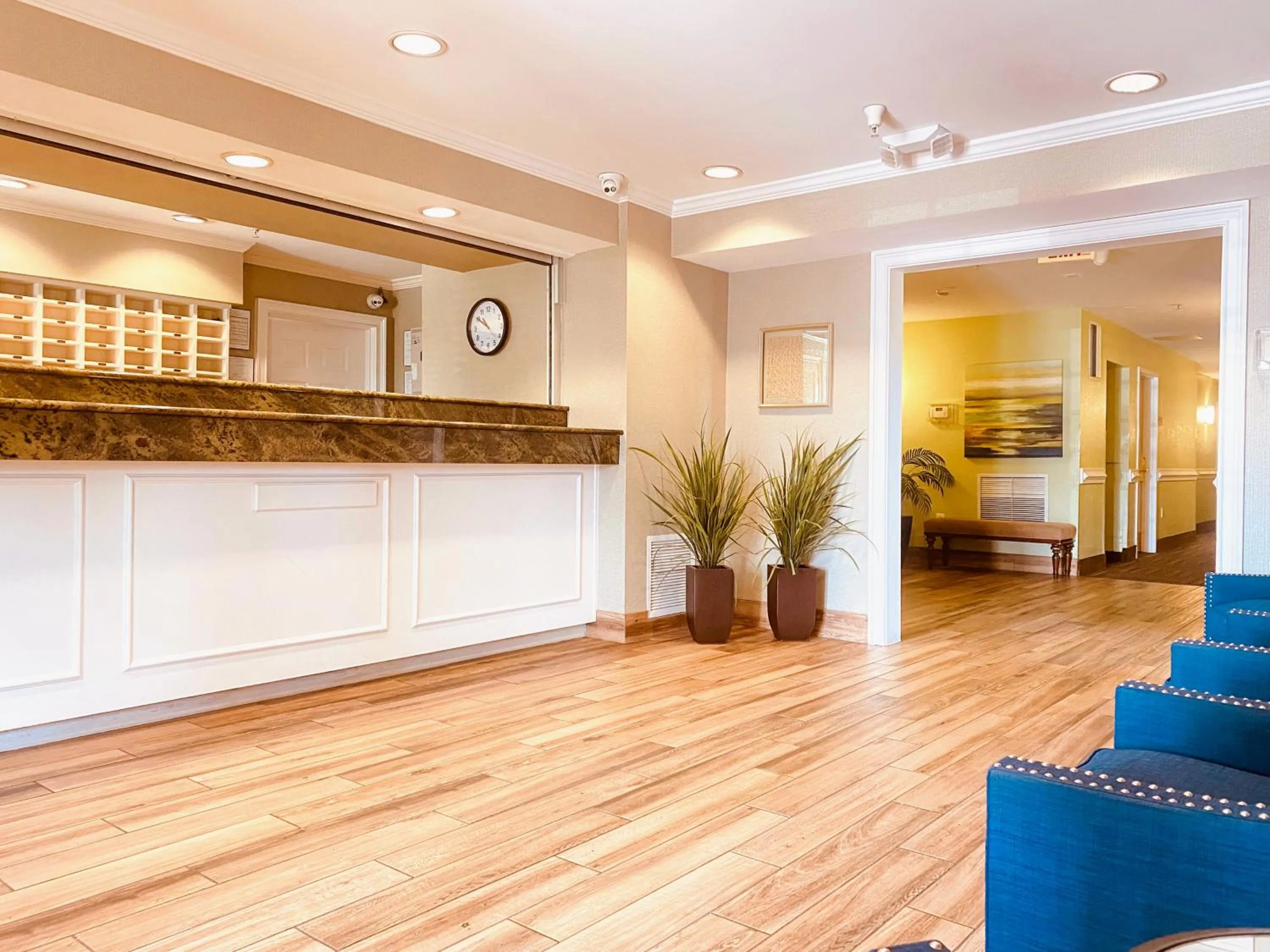 Property building in Suburban Studios Fort Myers Cape Coral