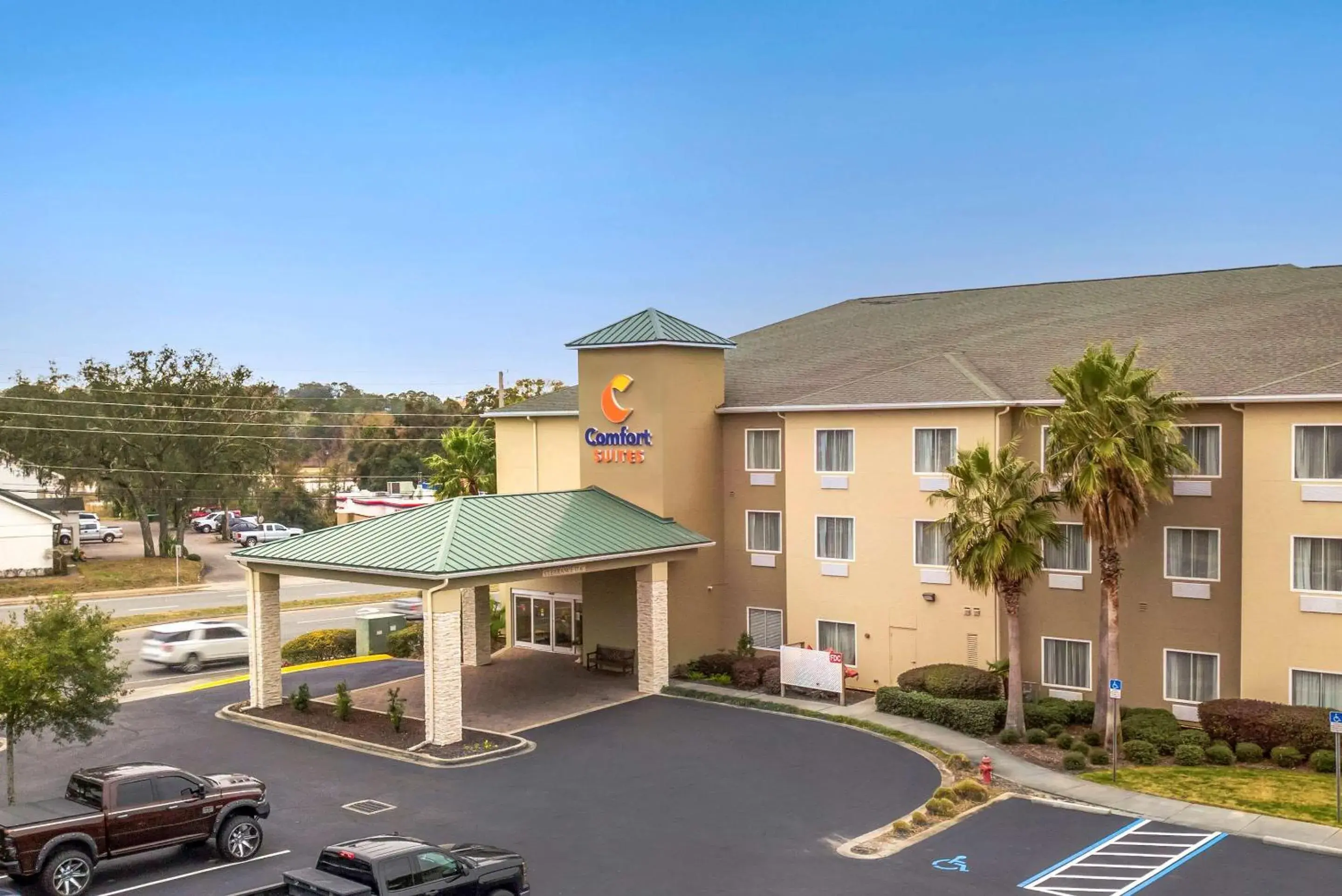 Property building in Comfort Suites Niceville Near Eglin Air Force Base Property building in Comfort Suites Niceville Near Eglin Air Force Base