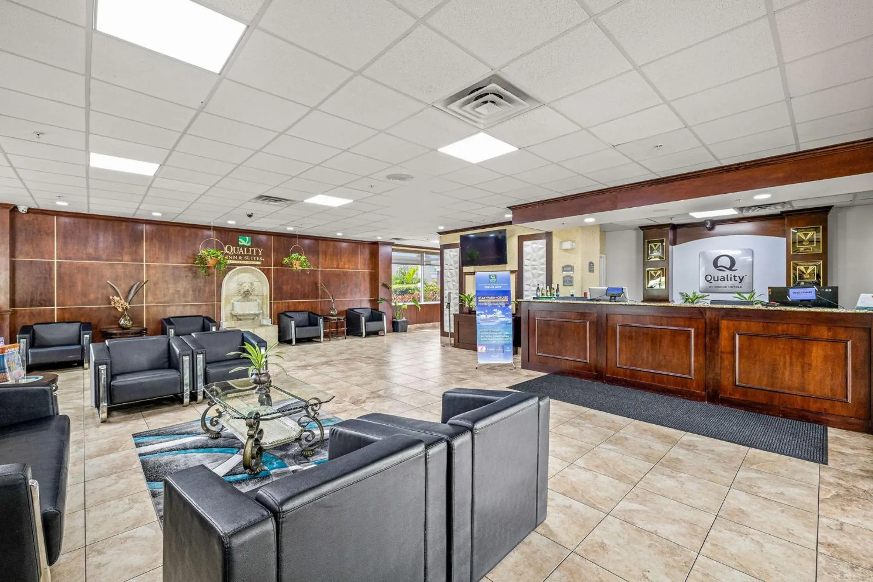 Lobby or reception in Quality Inn & Suites Tampa-Ybor City Lobby or reception in Quality Inn & Suites Tampa-Ybor City
