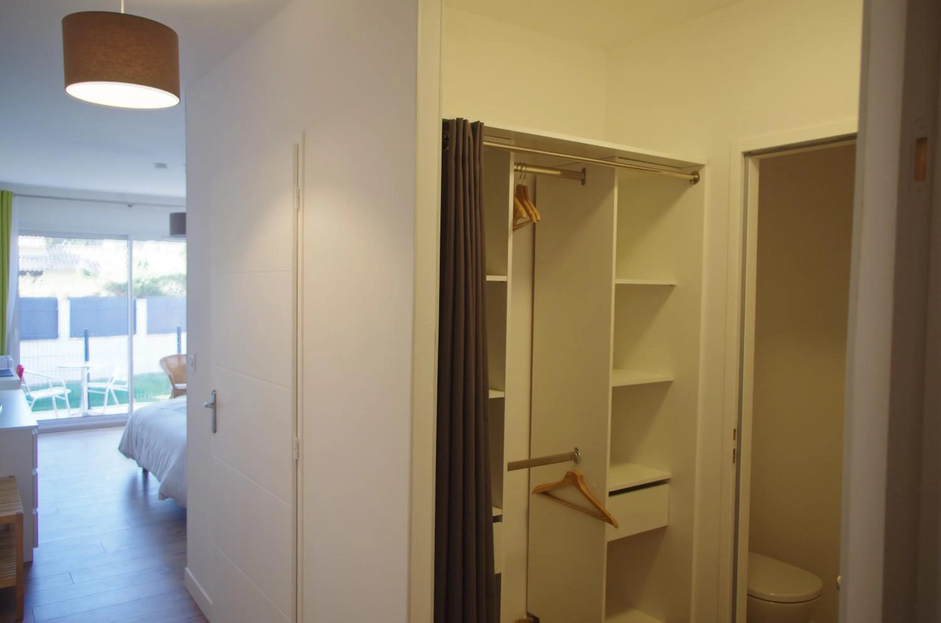 Bedroom in Lou Meinado, un concept "comme à l'hôtel"