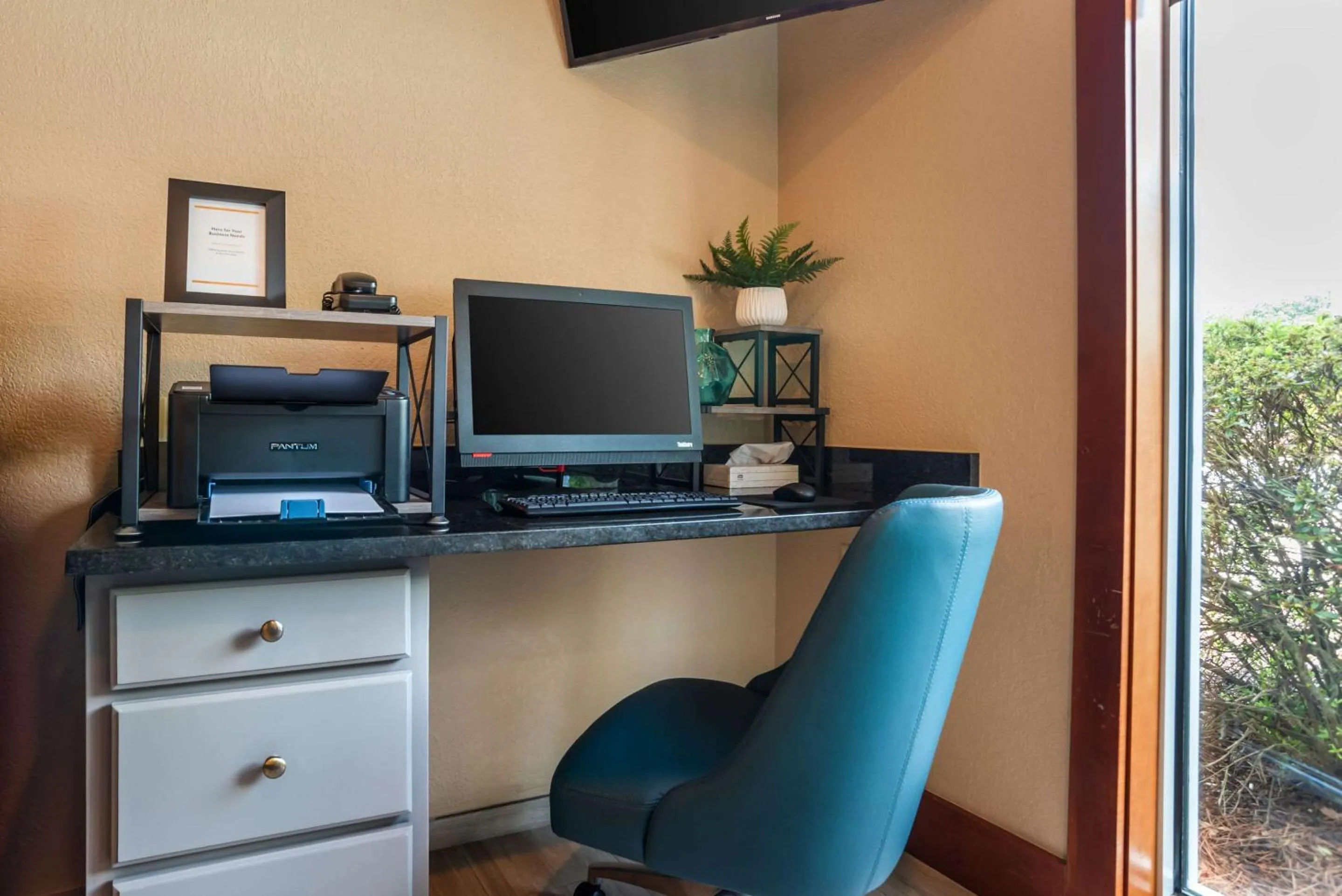 Business facilities in Comfort Inn & Suites